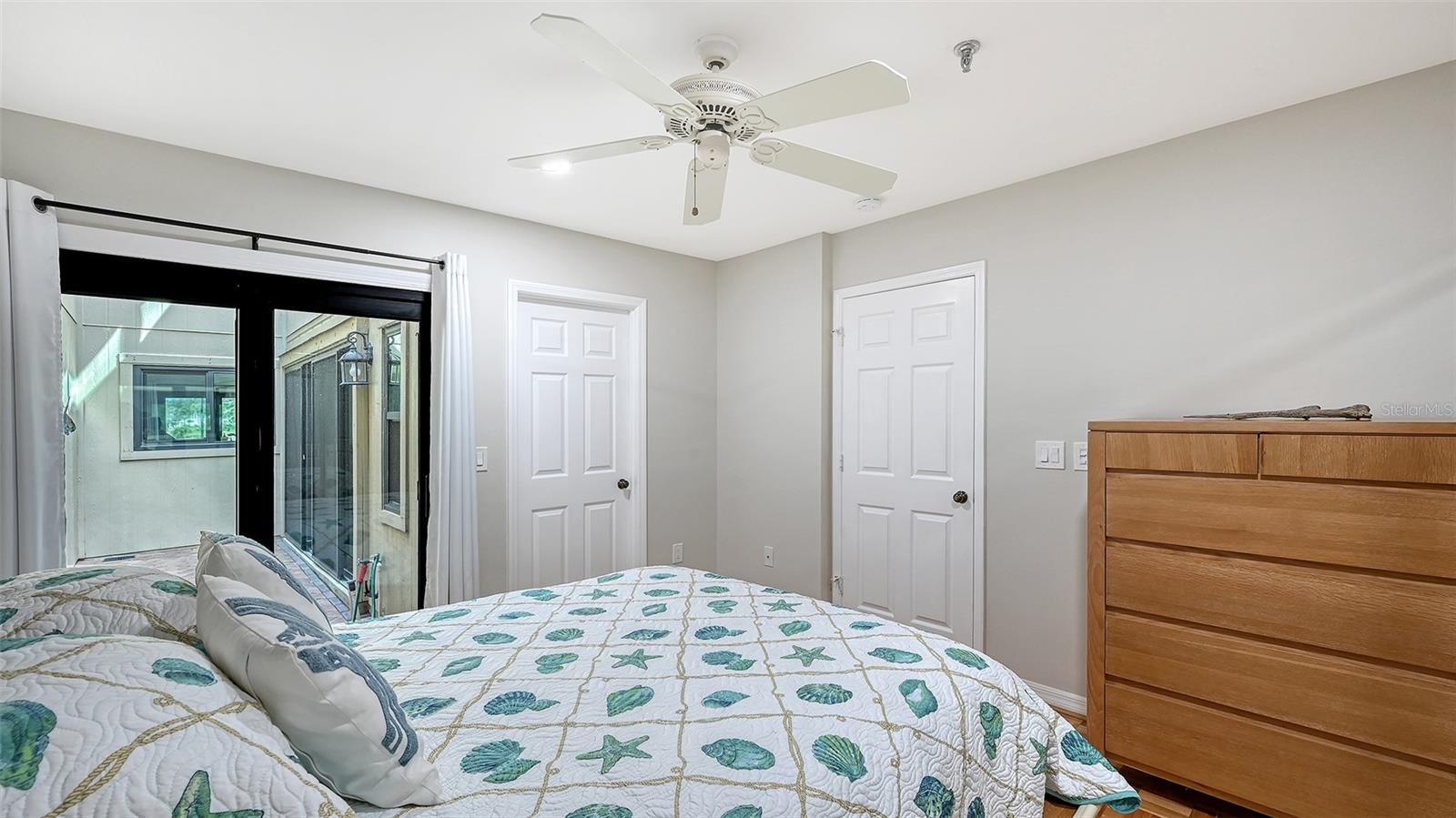 HARBOUR OAKS 2, LONGBOAT KEY, FL, 34228