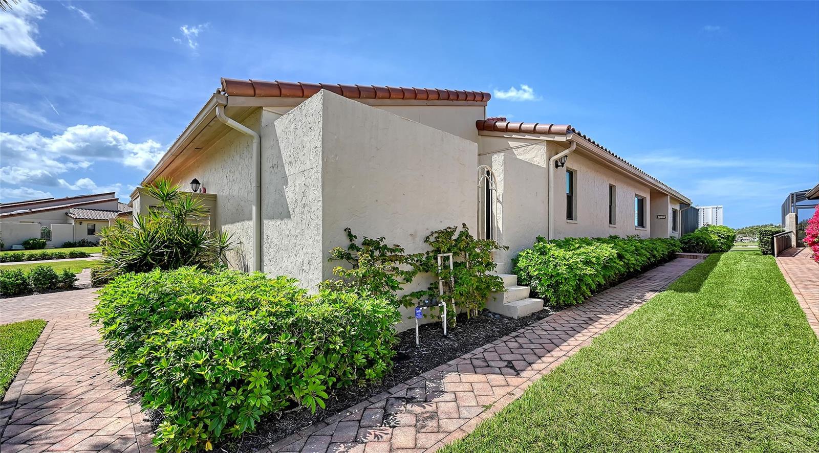 HARBOUR OAKS 2, LONGBOAT KEY, FL, 34228