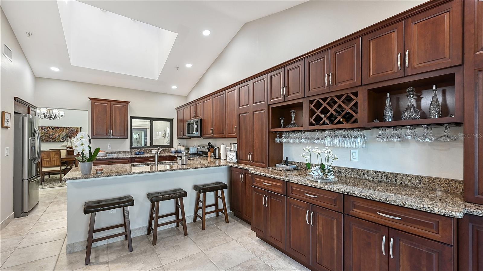 HARBOUR OAKS 2, LONGBOAT KEY, FL, 34228