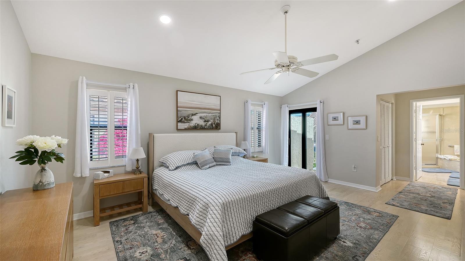 HARBOUR OAKS 2, LONGBOAT KEY, FL, 34228