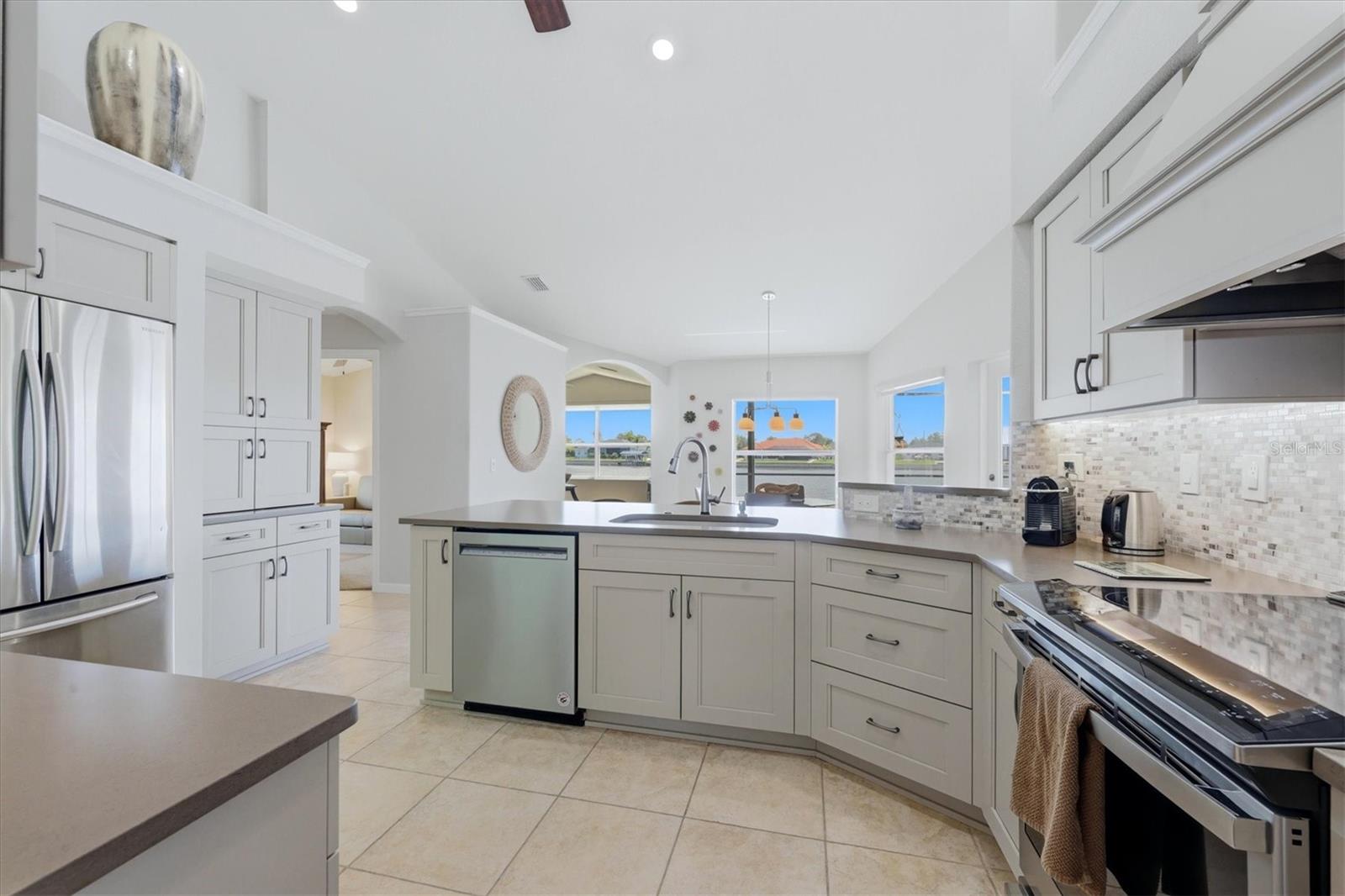 13561 BLAKE DR, PORT CHARLOTTE, FL, 33981