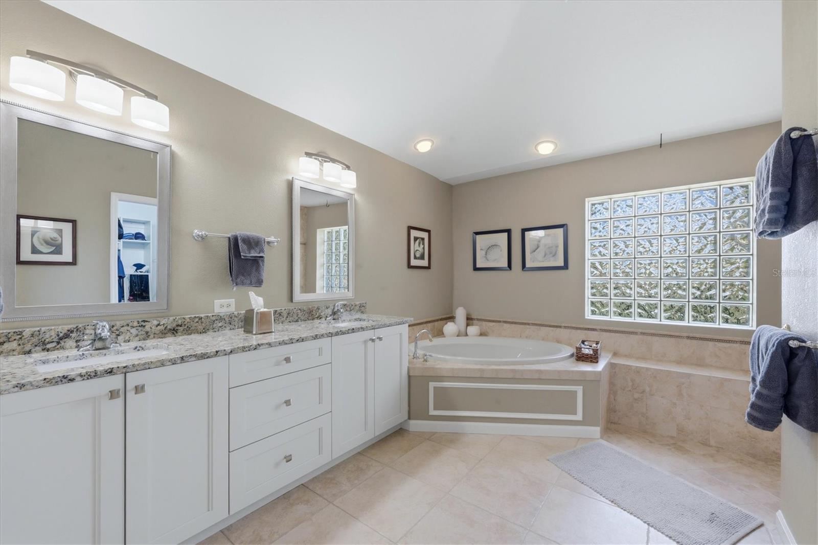 13561 BLAKE DR, PORT CHARLOTTE, FL, 33981