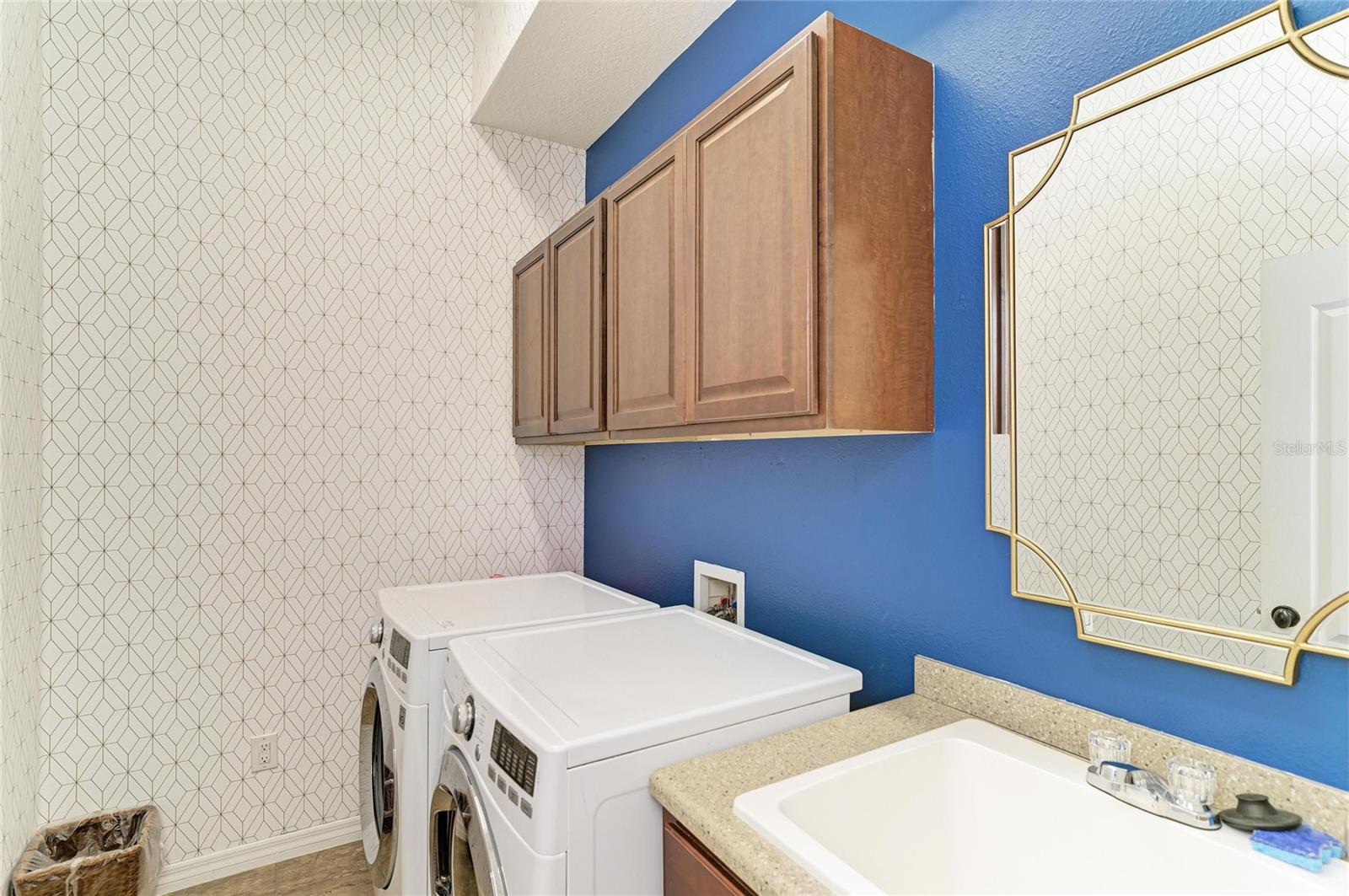 8438 WEBBER RD, SARASOTA, FL, 34240