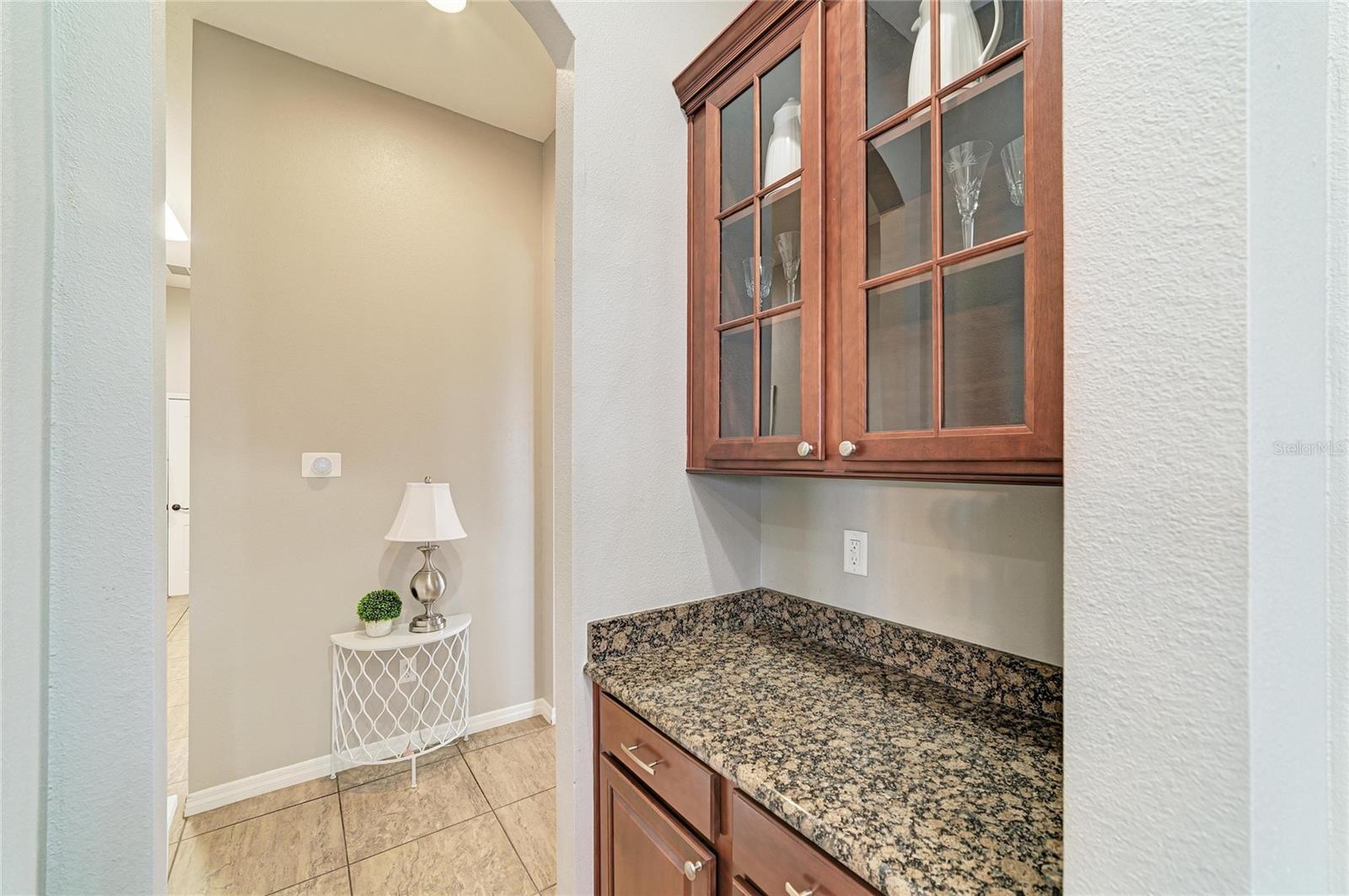 8438 WEBBER RD, SARASOTA, FL, 34240