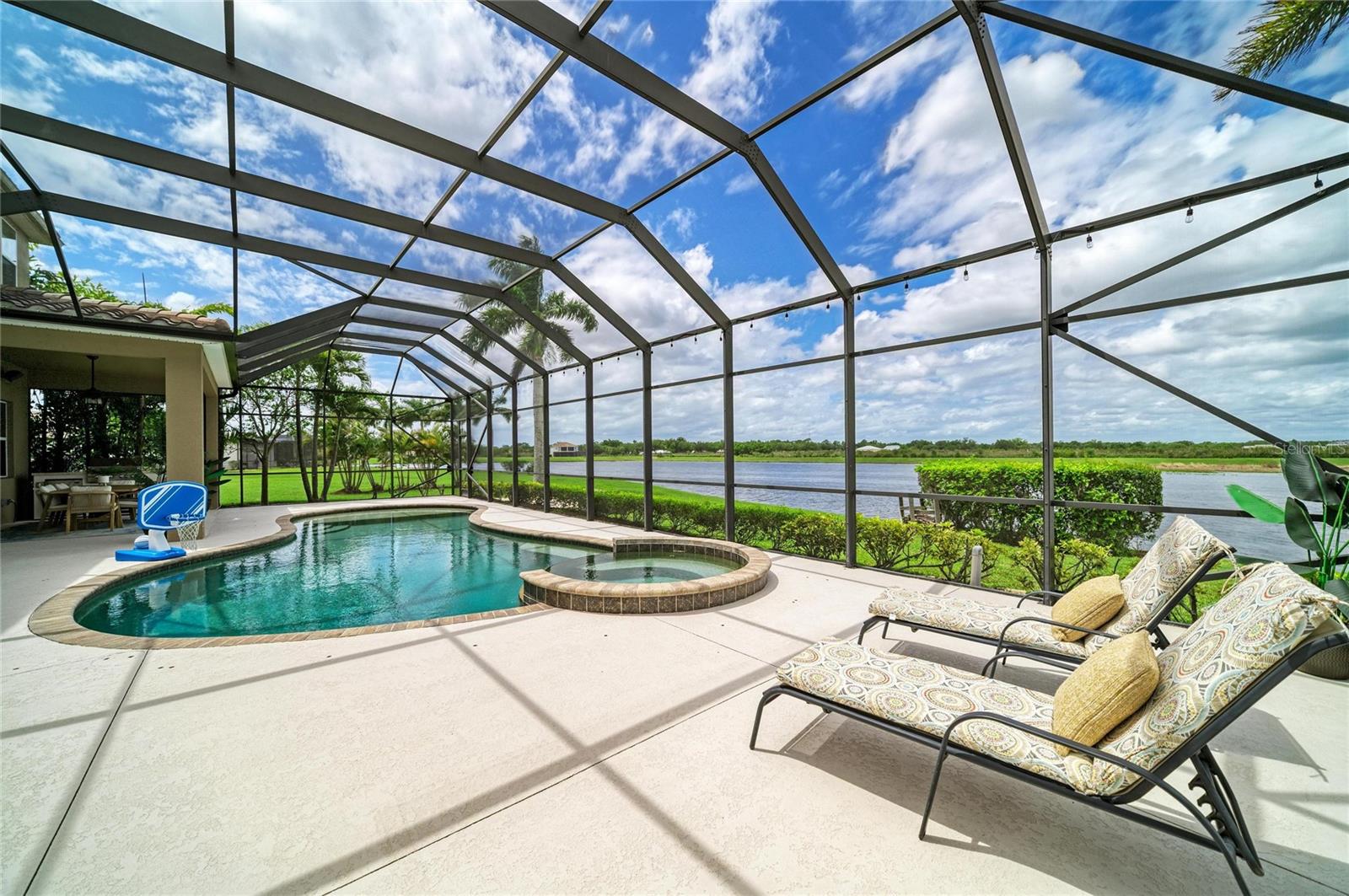 8438 WEBBER RD, SARASOTA, FL, 34240