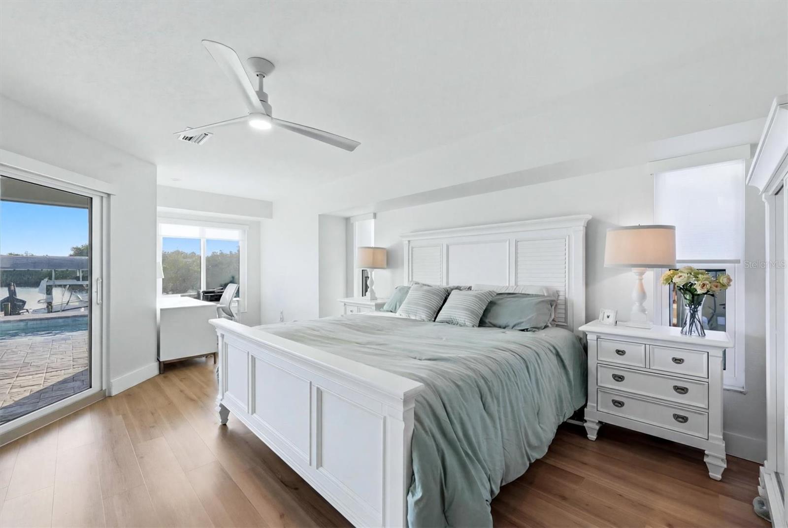 430 SPRING LAKE BLVD NW, PORT CHARLOTTE, FL, 33952