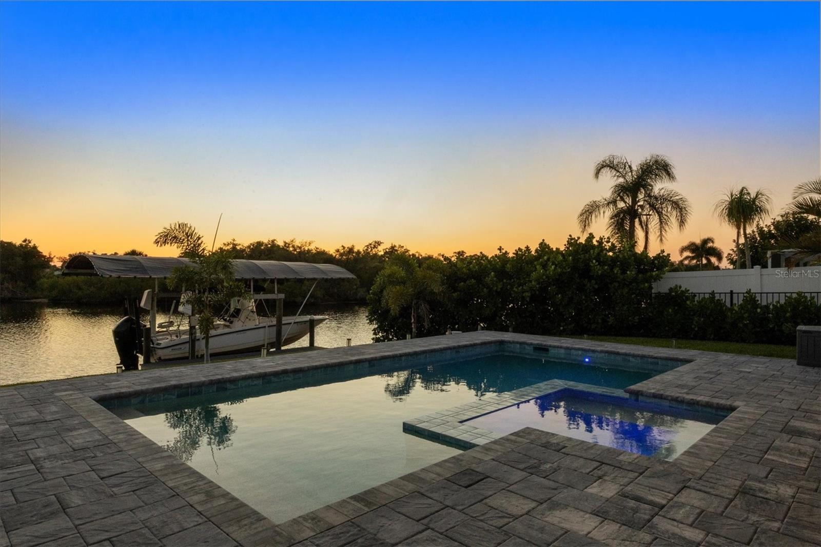 430 SPRING LAKE BLVD NW, PORT CHARLOTTE, FL, 33952