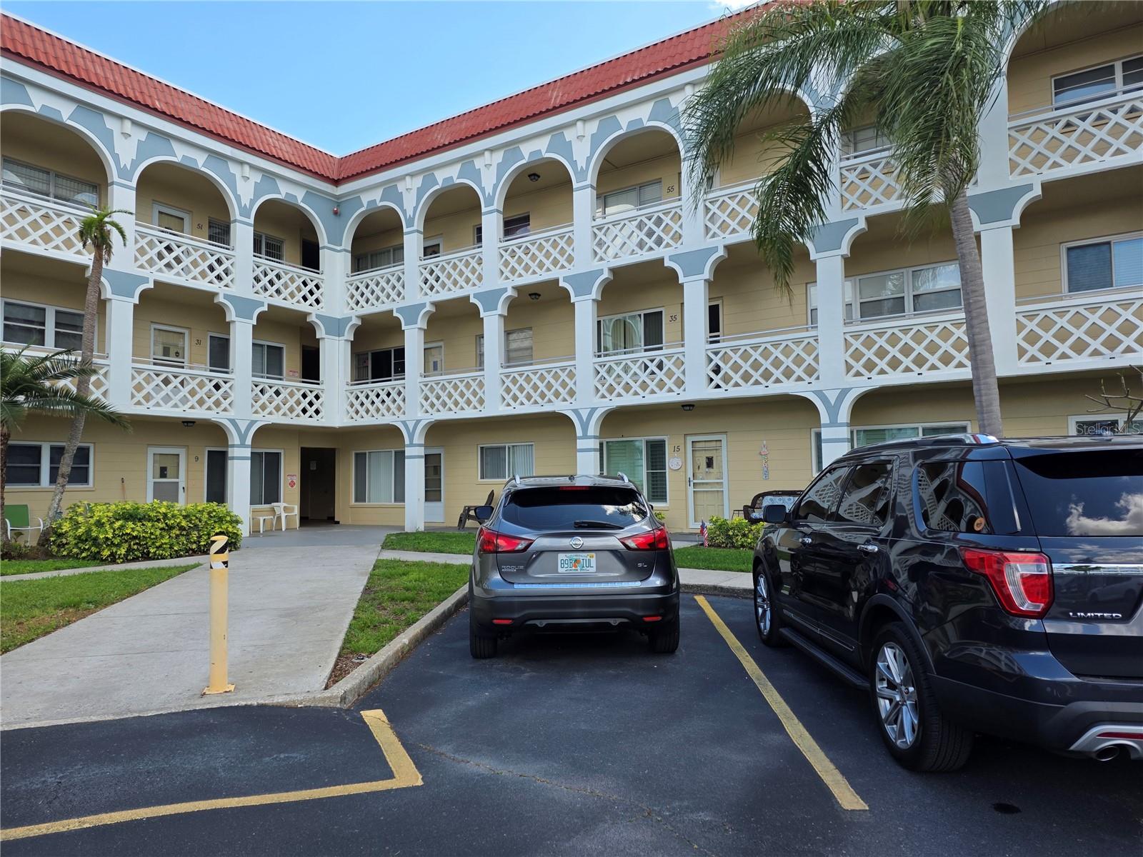 2405 FRANCISCAN DR #11, CLEARWATER, FL, 33763