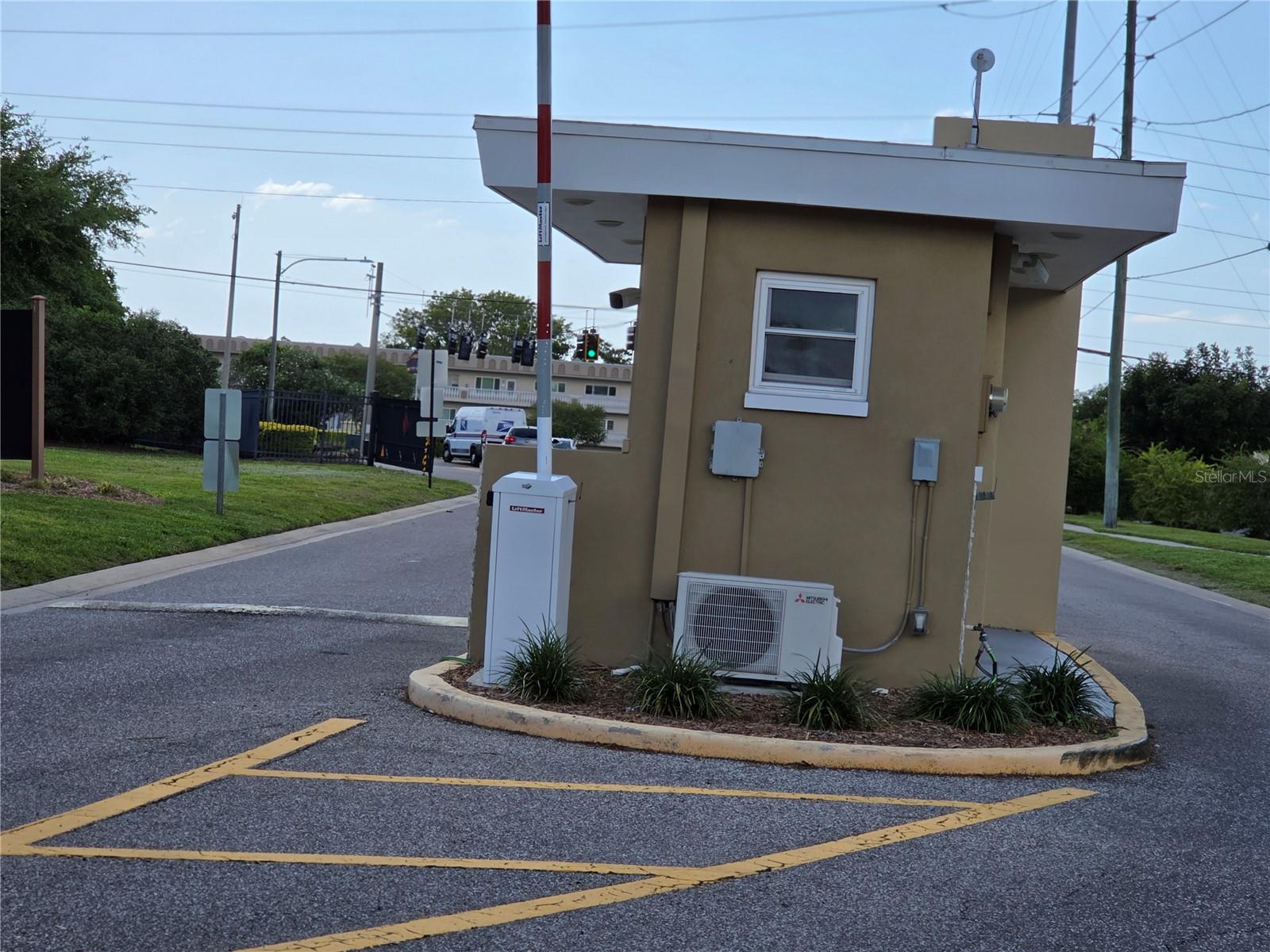 2405 FRANCISCAN DR #11, CLEARWATER, FL, 33763