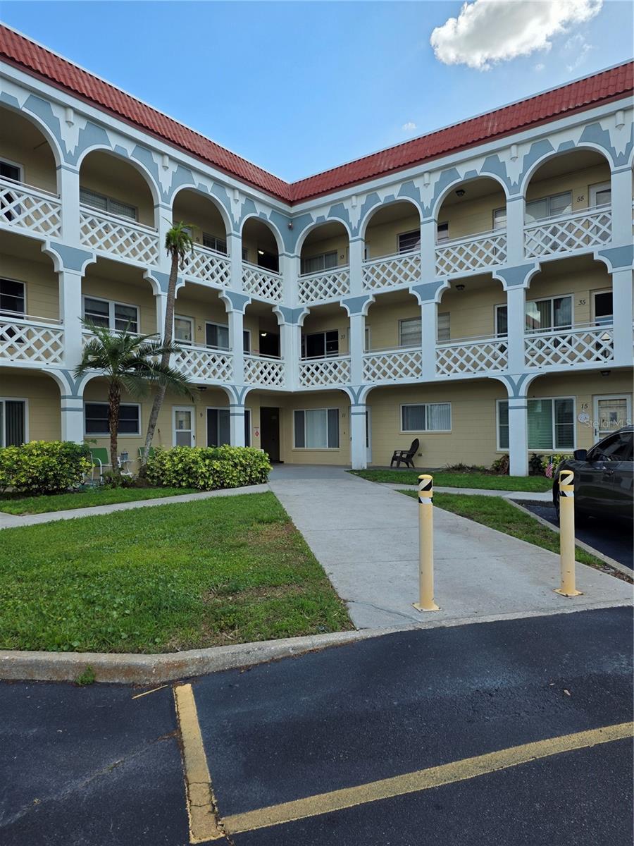 2405 FRANCISCAN DR #11, CLEARWATER, FL, 33763
