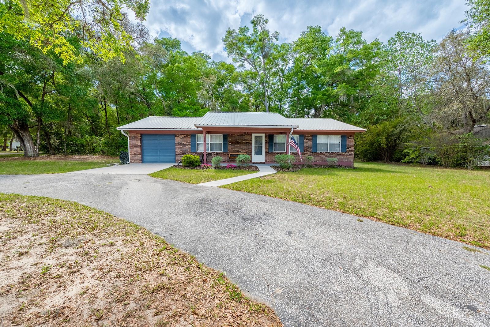 102 SWANS NEST CIR, MELROSE, FL, 32666