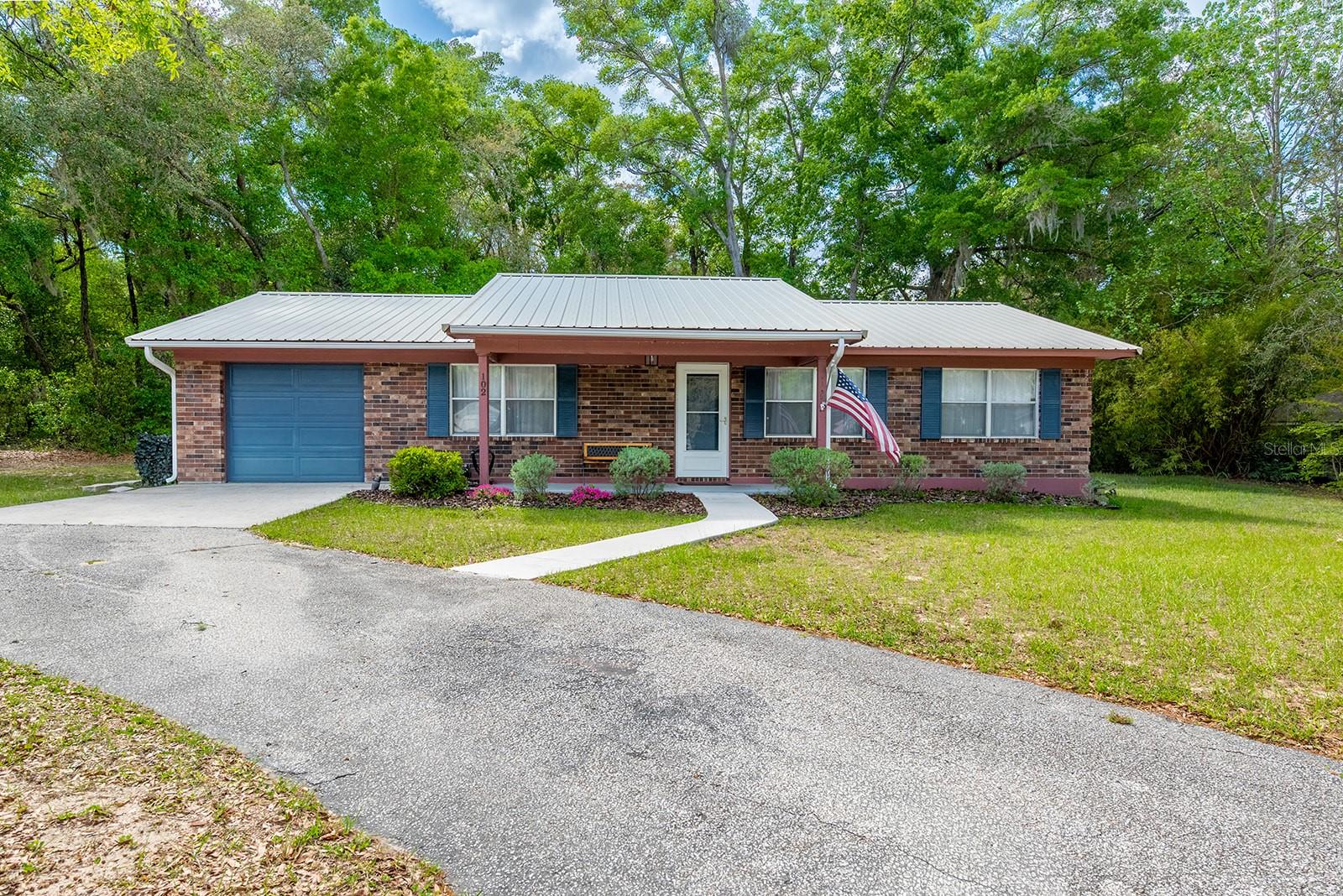 102 SWANS NEST CIR, MELROSE, FL, 32666