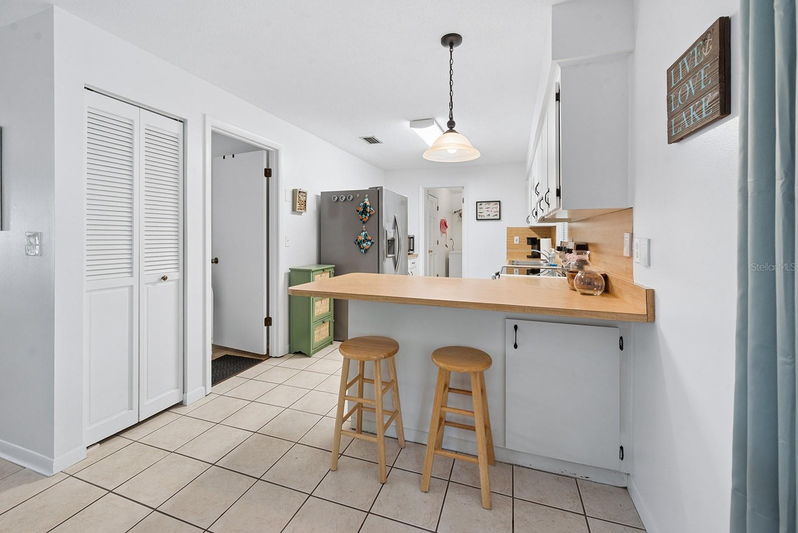 102 SWANS NEST CIR, MELROSE, FL, 32666