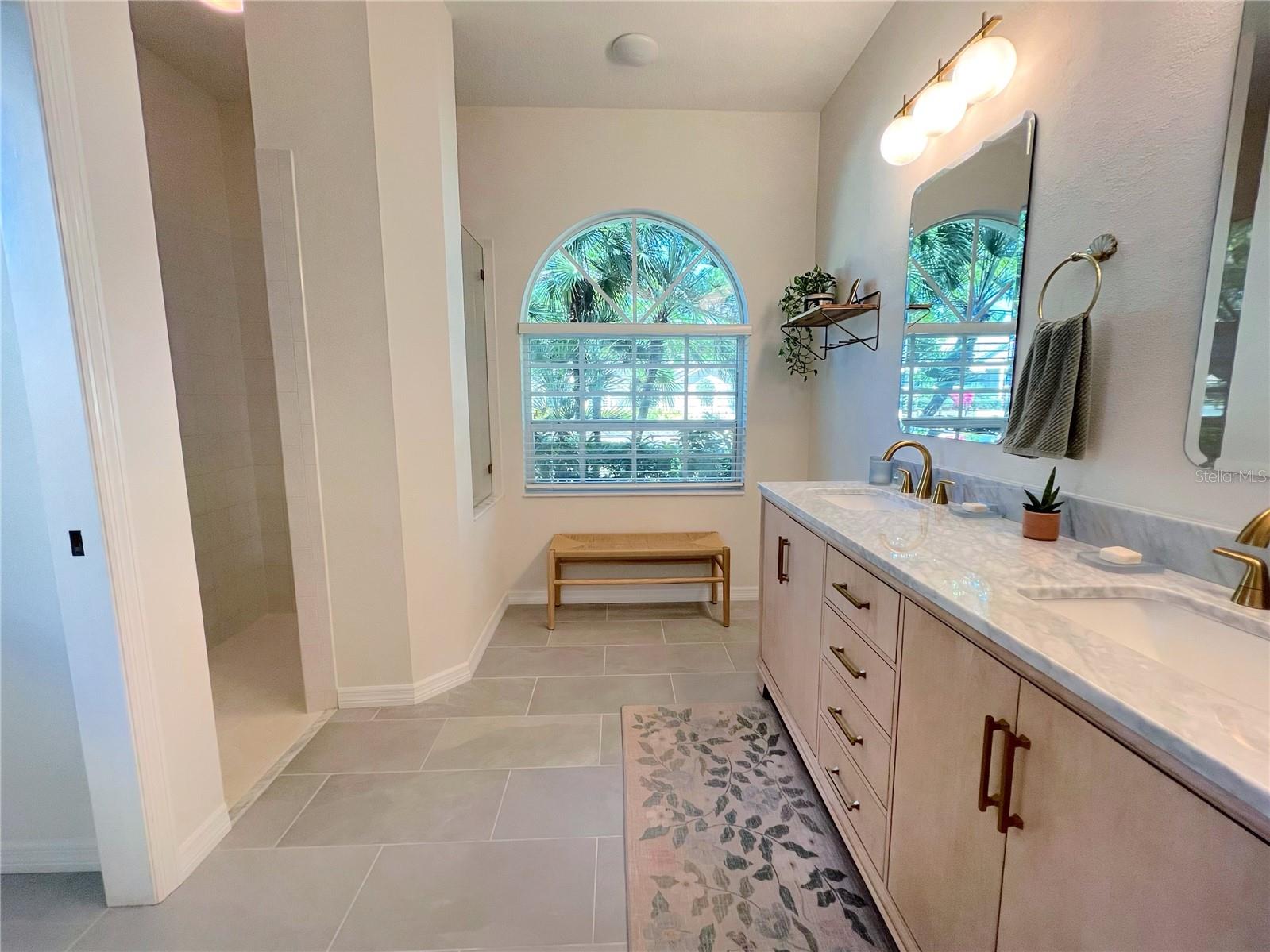 2152 CALUSA LAKES BLVD, NOKOMIS, FL, 34275