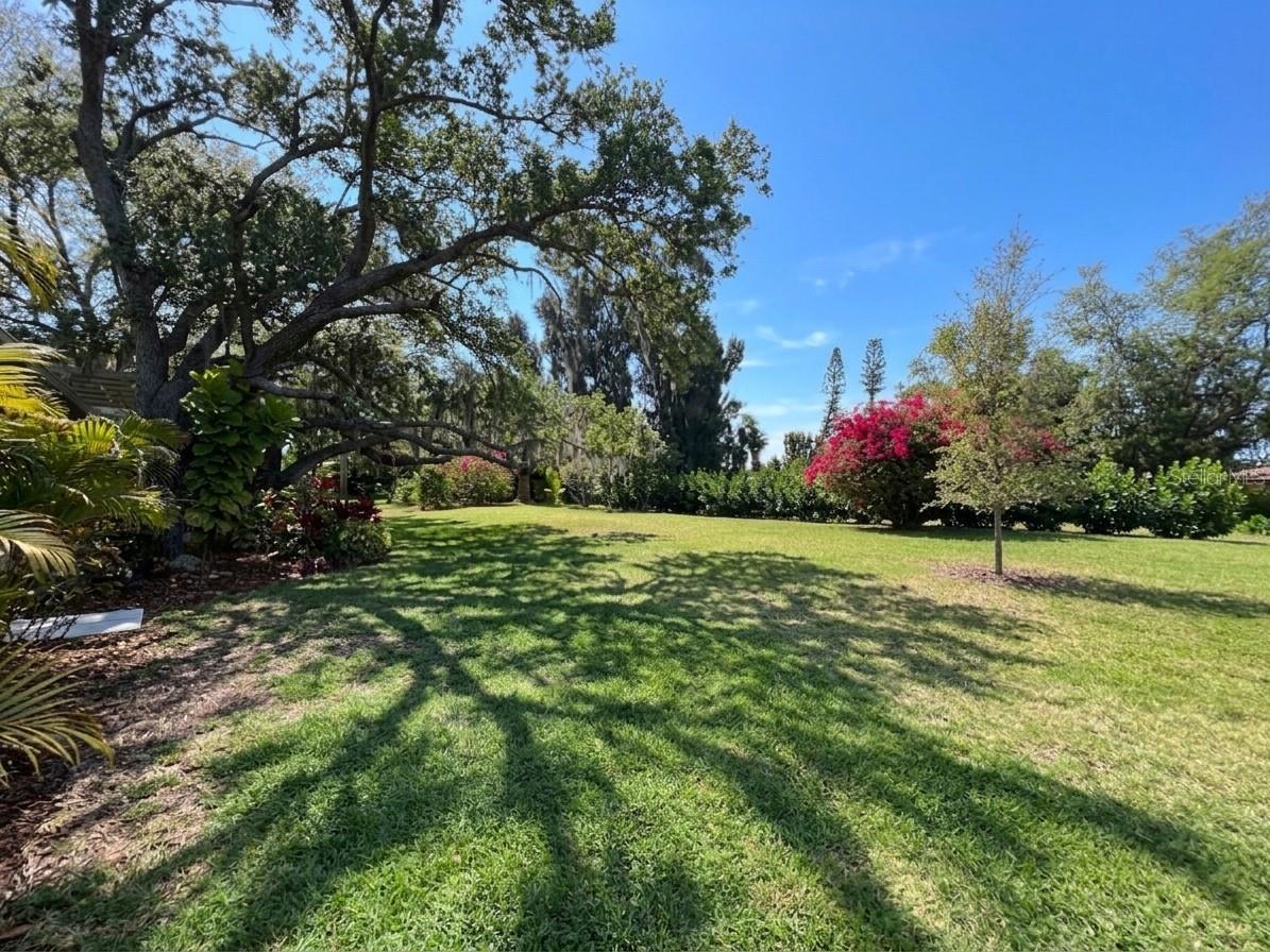 2152 CALUSA LAKES BLVD, NOKOMIS, FL, 34275