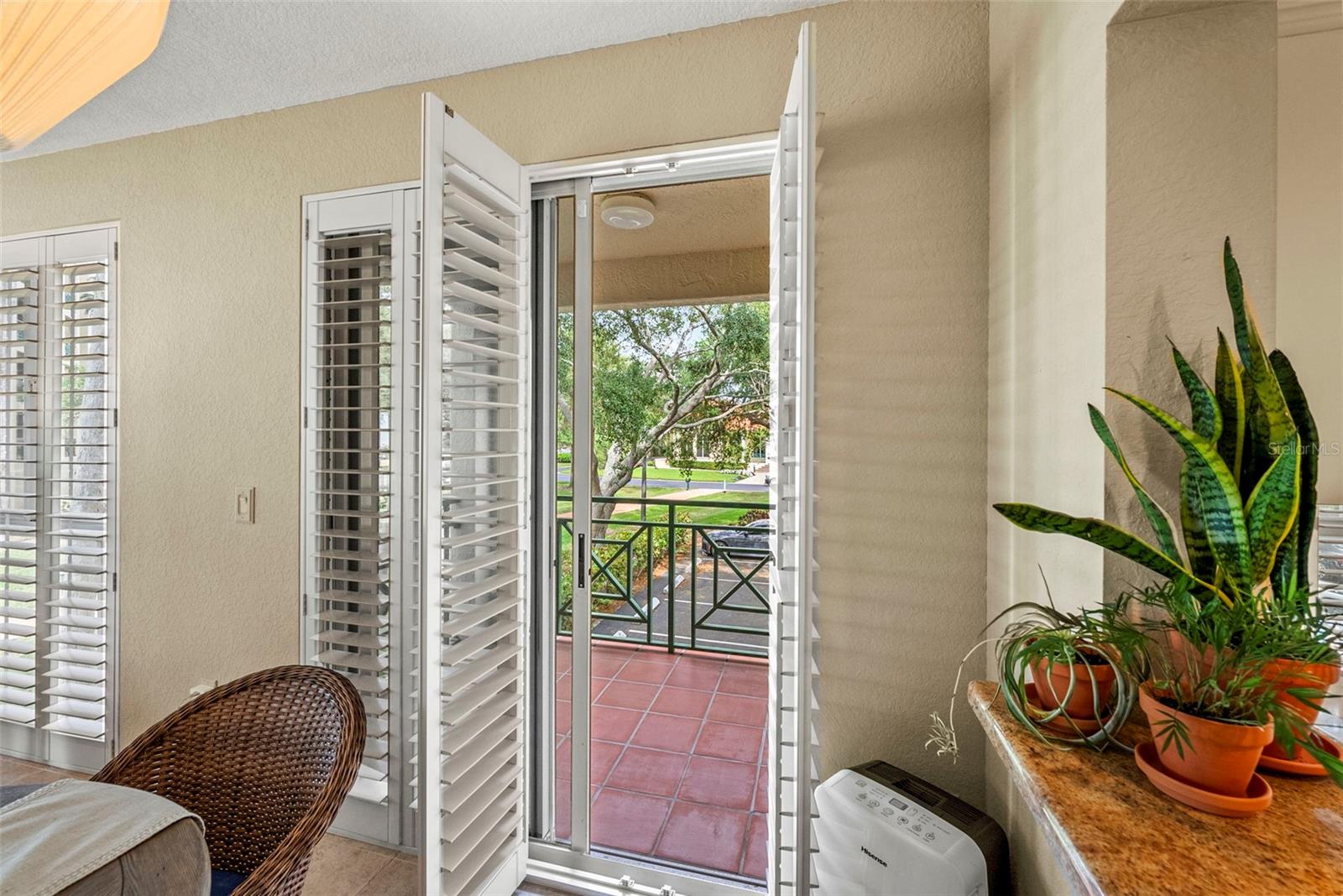 Balcony off Dining Area