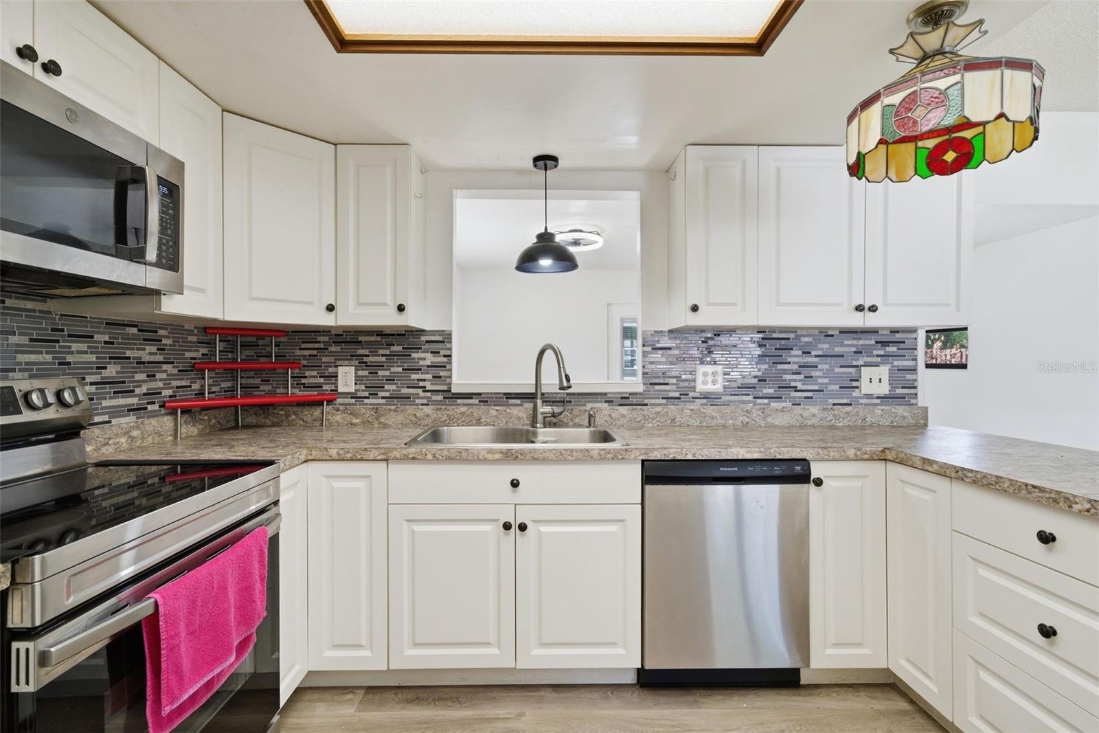 6822 W DORIS MARETTA LN, HOMOSASSA, FL, 34446