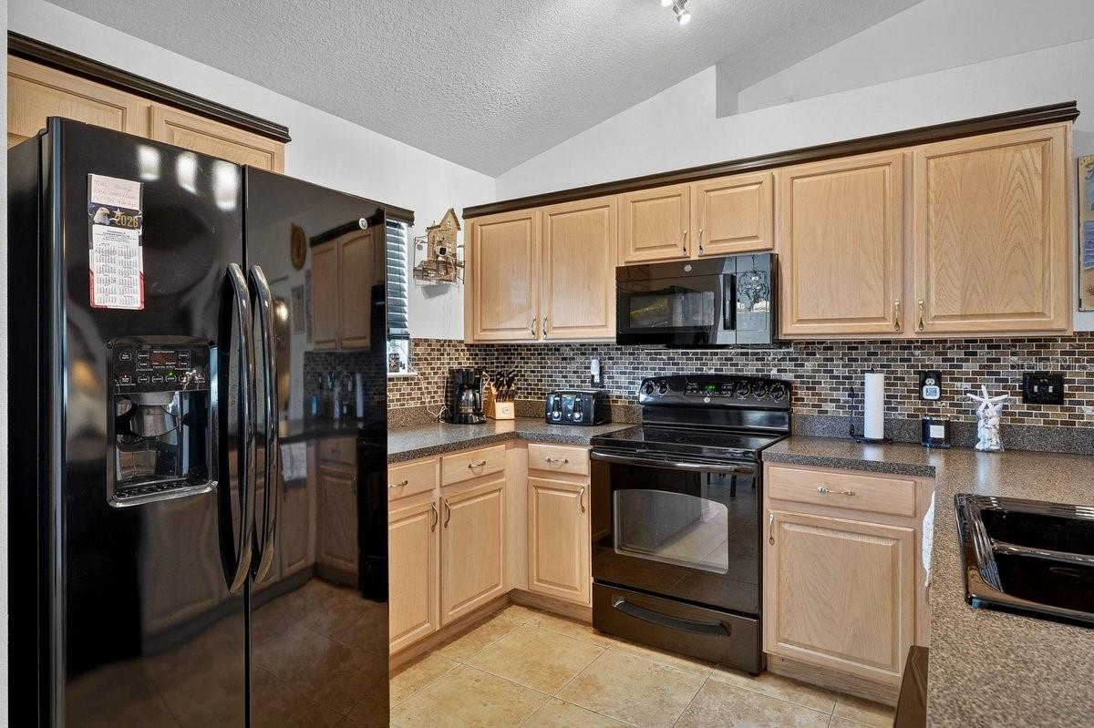 89 ROBINSON DR, PALM COAST, FL, 32164