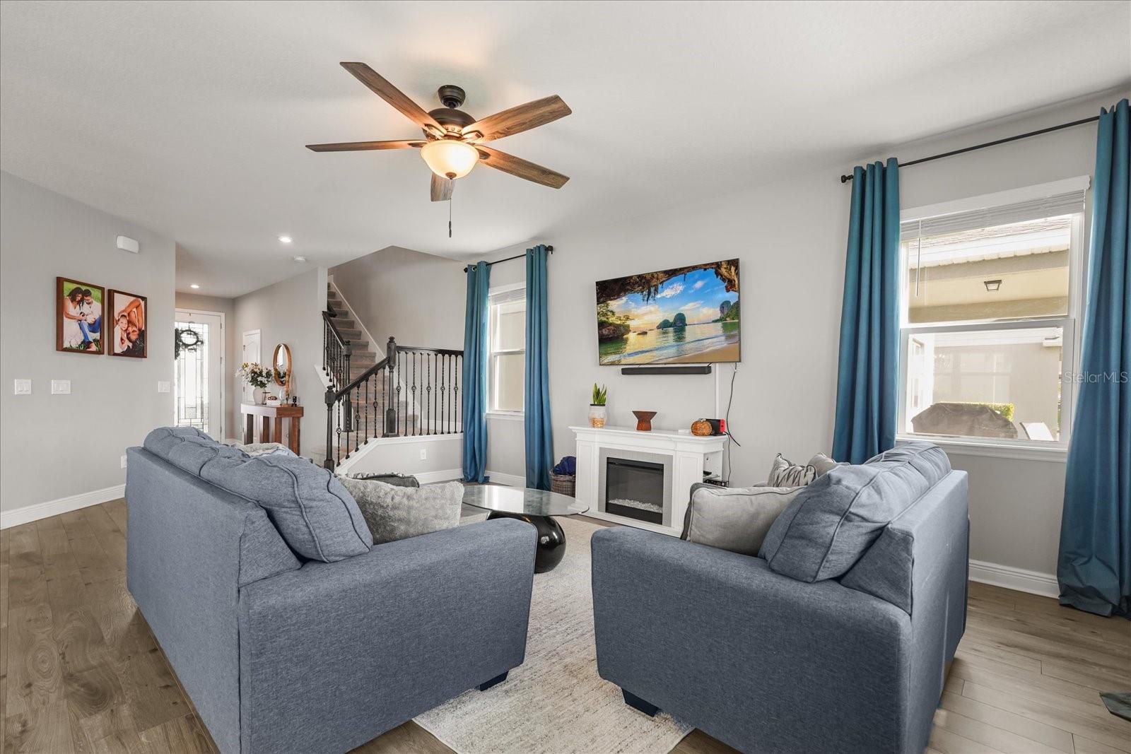 3943 CRAWLEY DOWN LOOP, SANFORD, FL, 32773