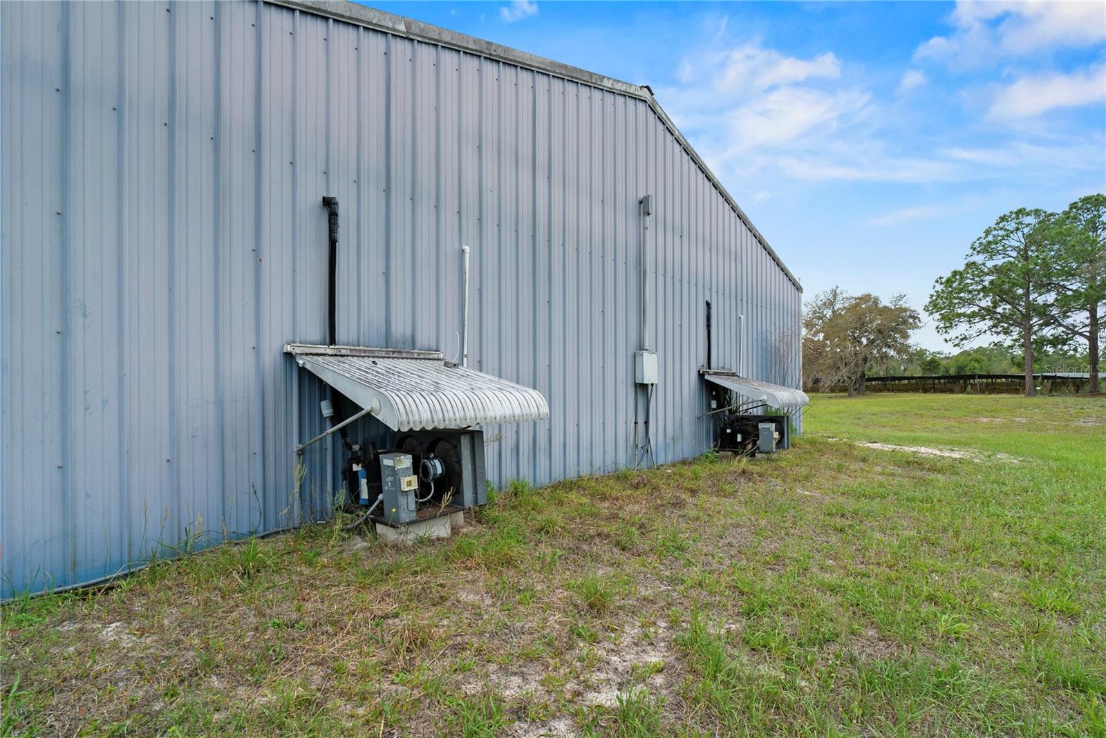 40945 BEACH RD, EUSTIS, FL, 32736