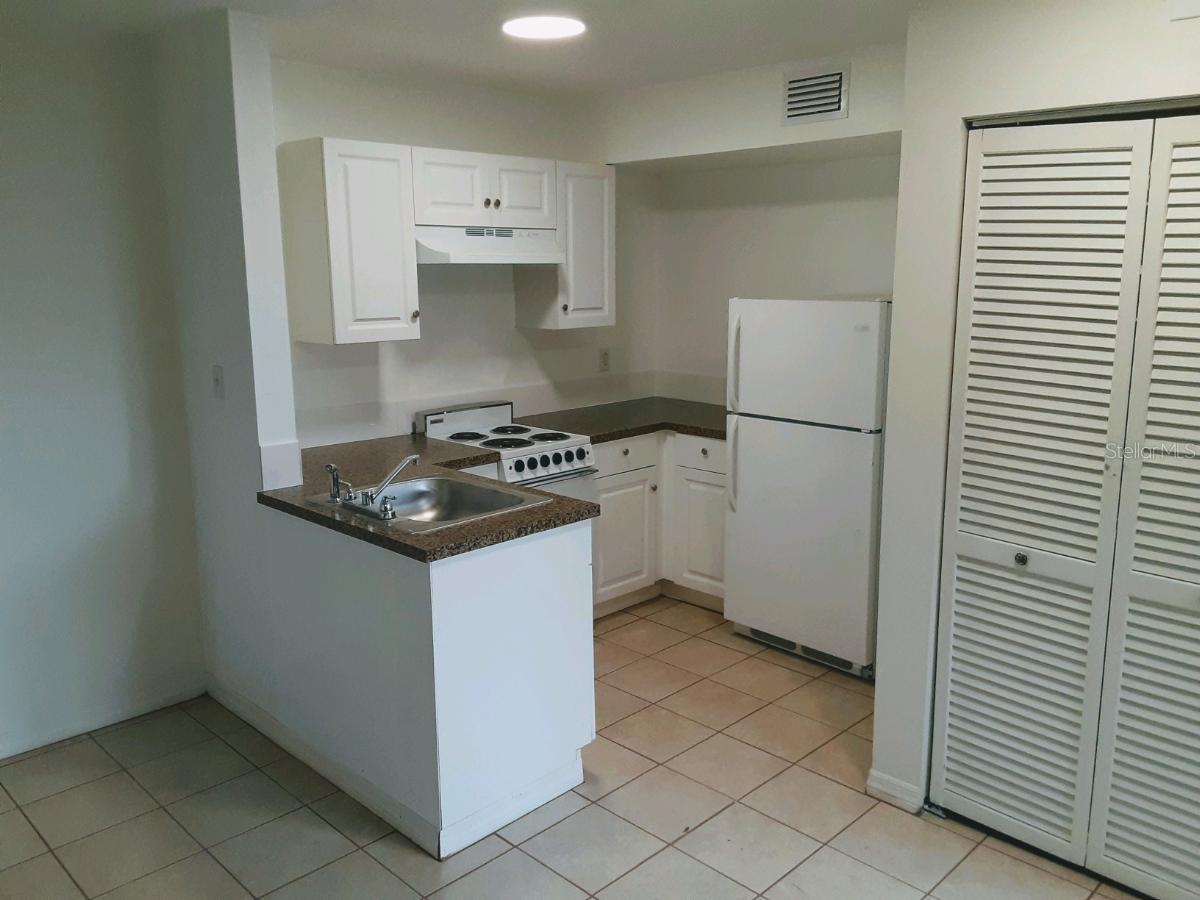 407 S ORION AVE, CLEARWATER, FL, 33765