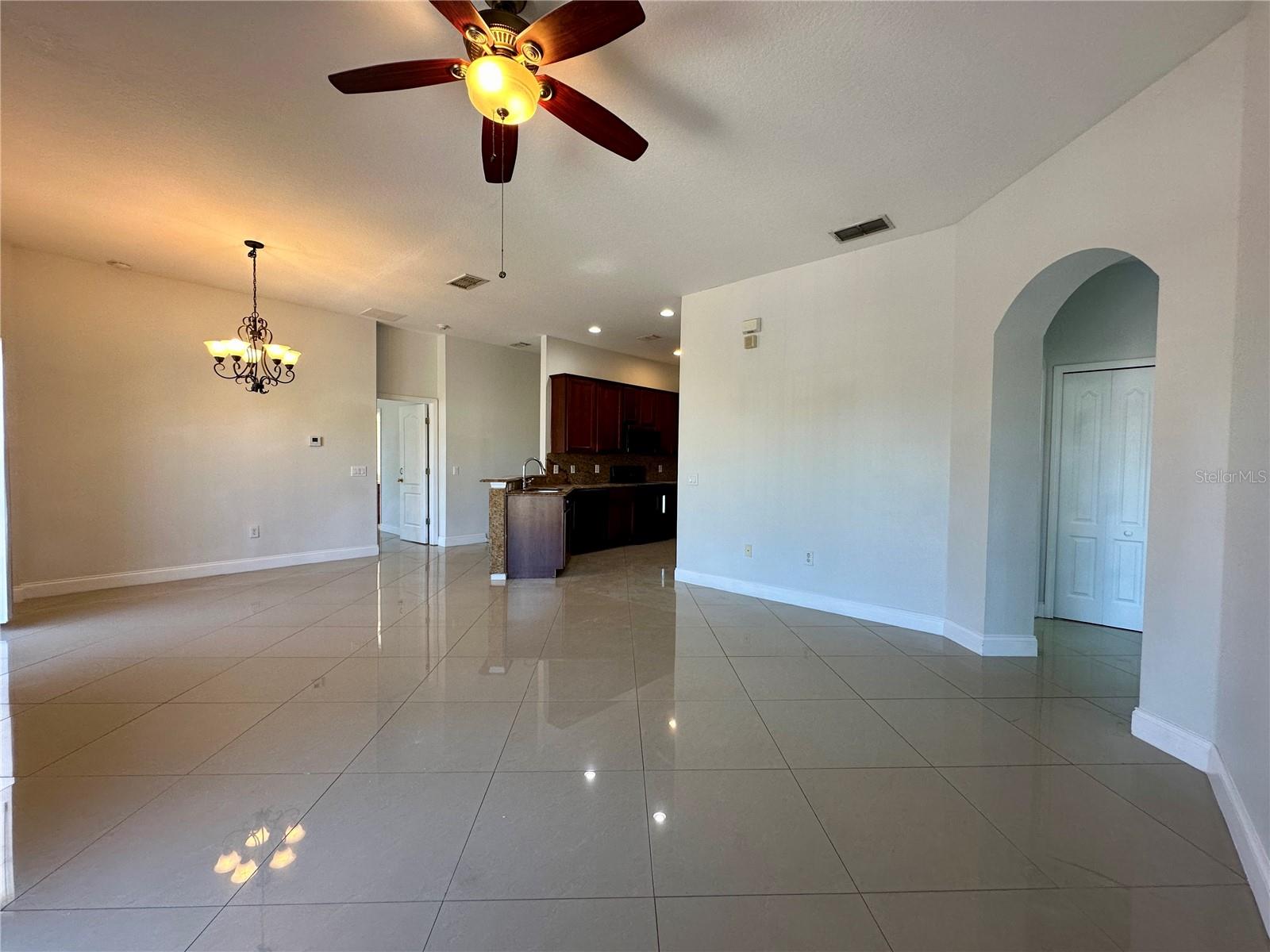 1991 ESTANCIA CIR #16A, KISSIMMEE, FL, 34741