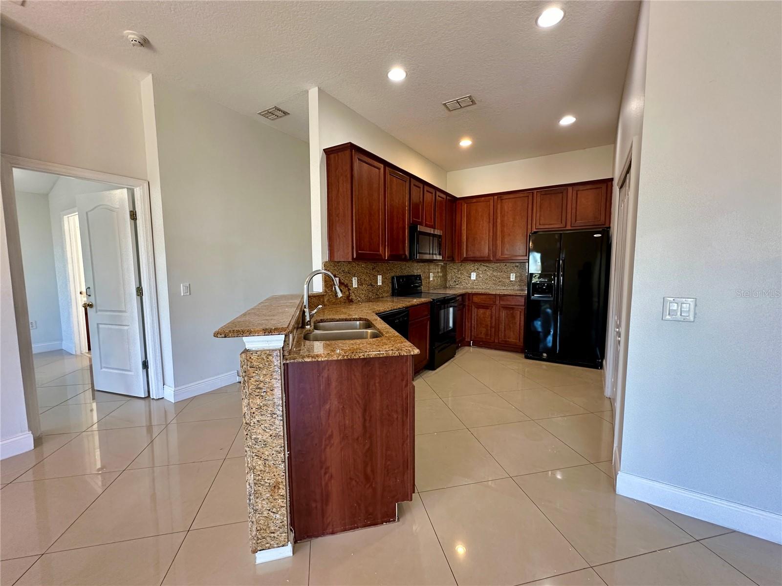 1991 ESTANCIA CIR #16A, KISSIMMEE, FL, 34741
