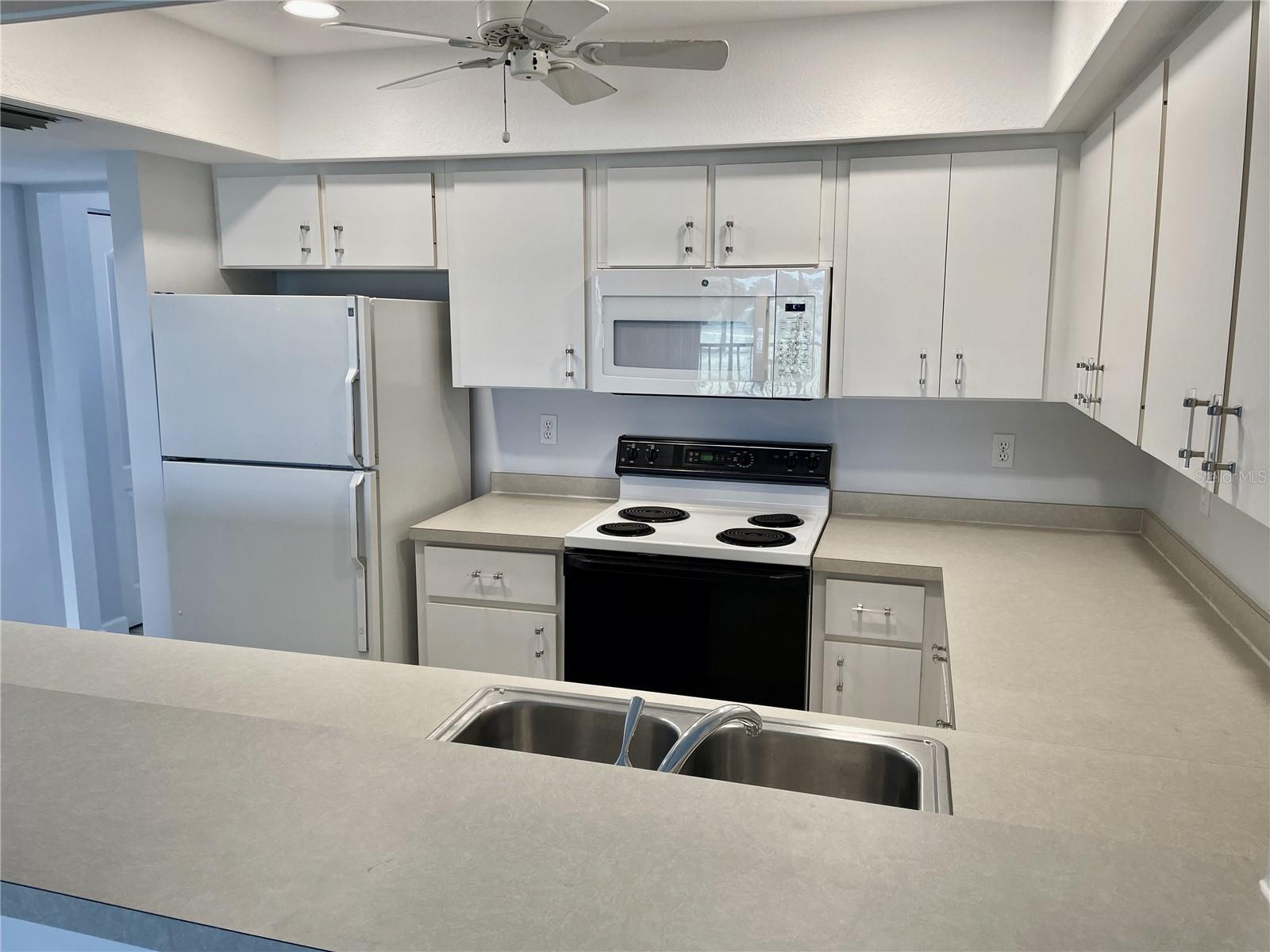 1335 SAXONY CIR #322, PUNTA GORDA, FL, 33983