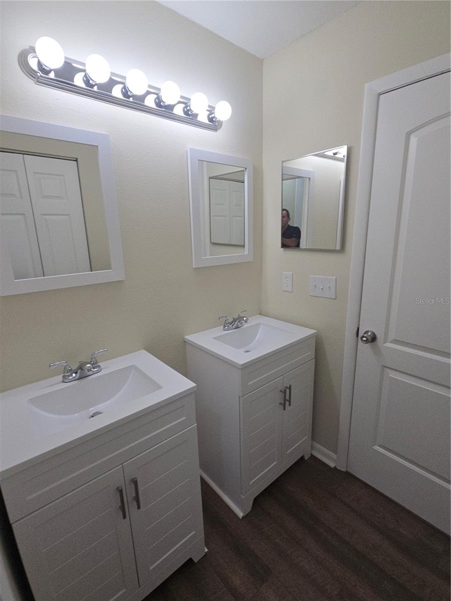 140 DOUGLAS RD W #F, OLDSMAR, FL, 34677