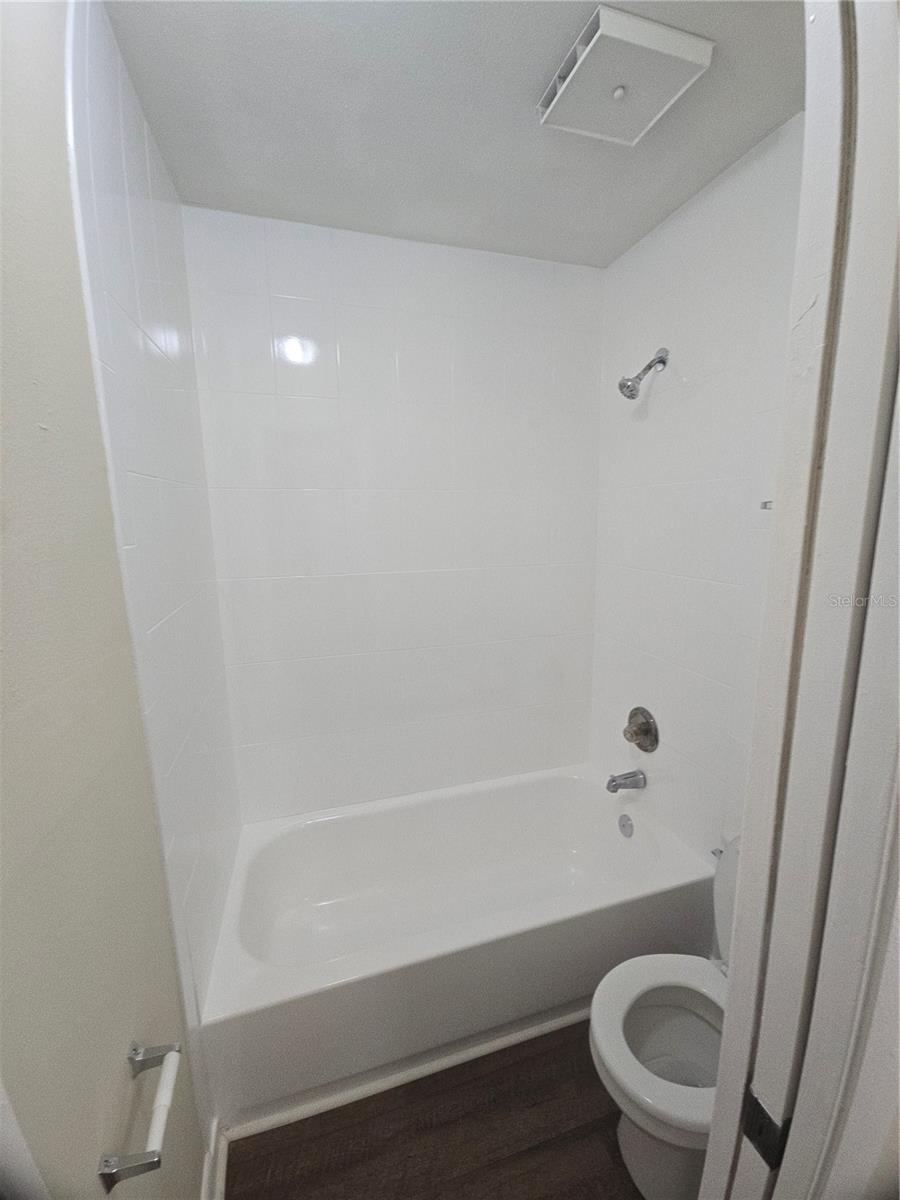 140 DOUGLAS RD W #F, OLDSMAR, FL, 34677