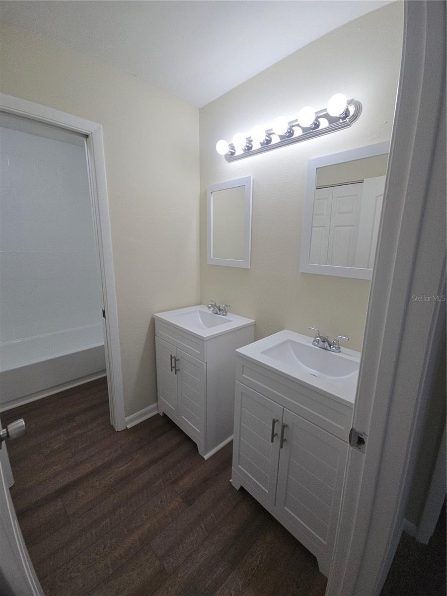 140 DOUGLAS RD W #F, OLDSMAR, FL, 34677