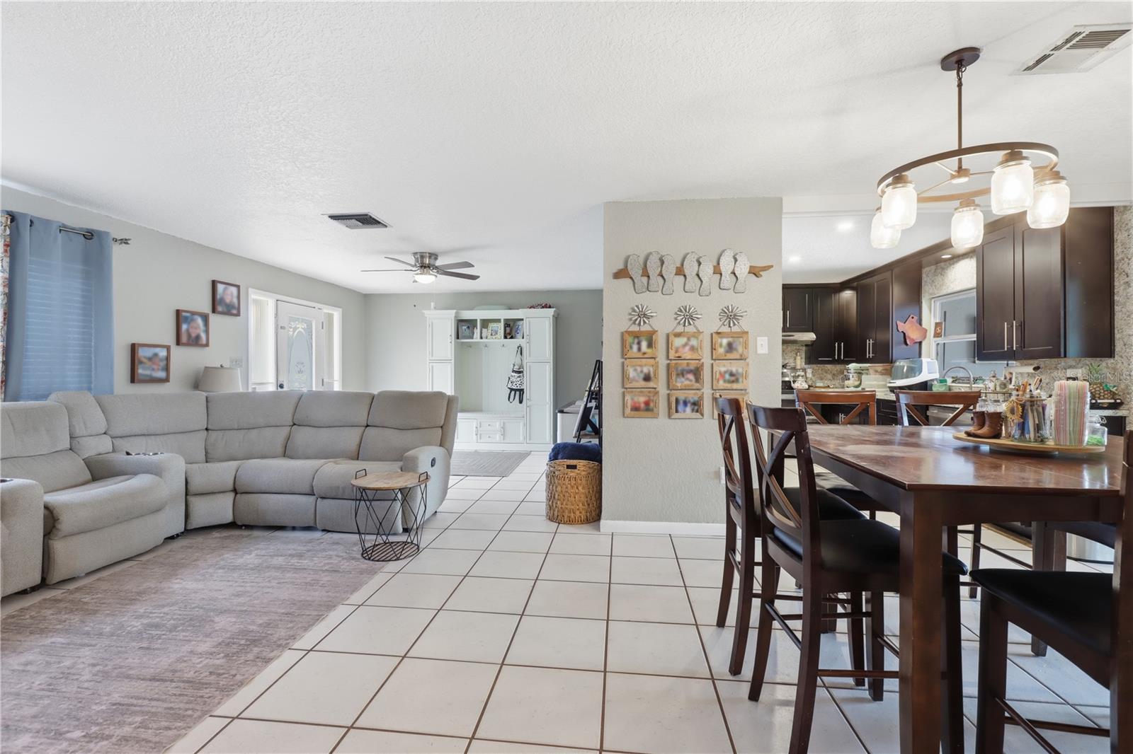 69 CRYSTAL DR, DEBARY, FL, 32713