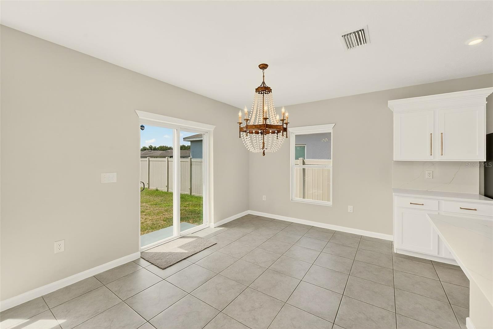 DINING ROOM & CHANDELIER