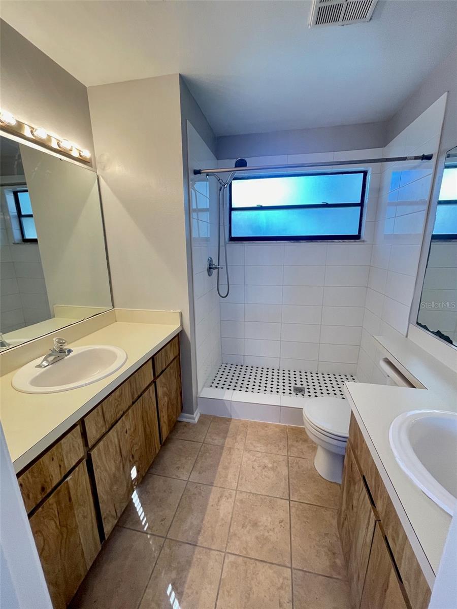 1234 CROSSFIELD DR, APOPKA, FL, 32703