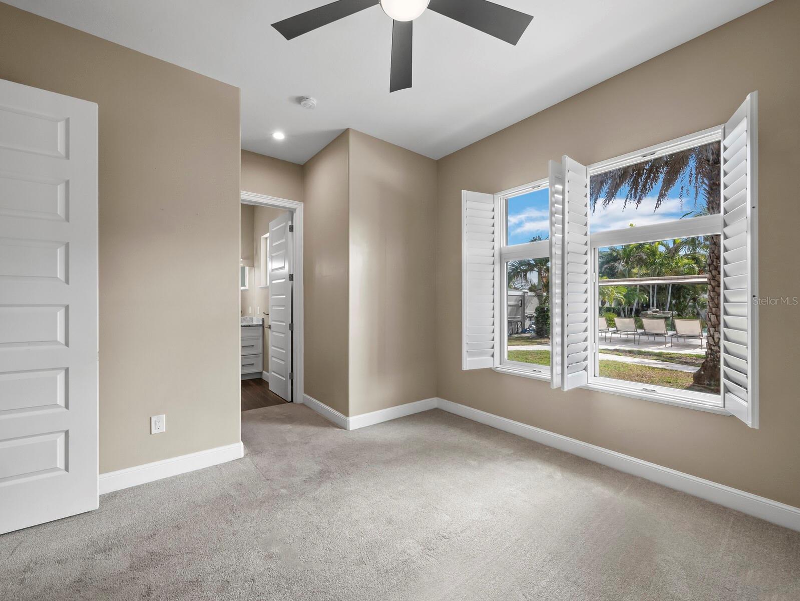 5618 BRITANNIA DR, SARASOTA, FL, 34231