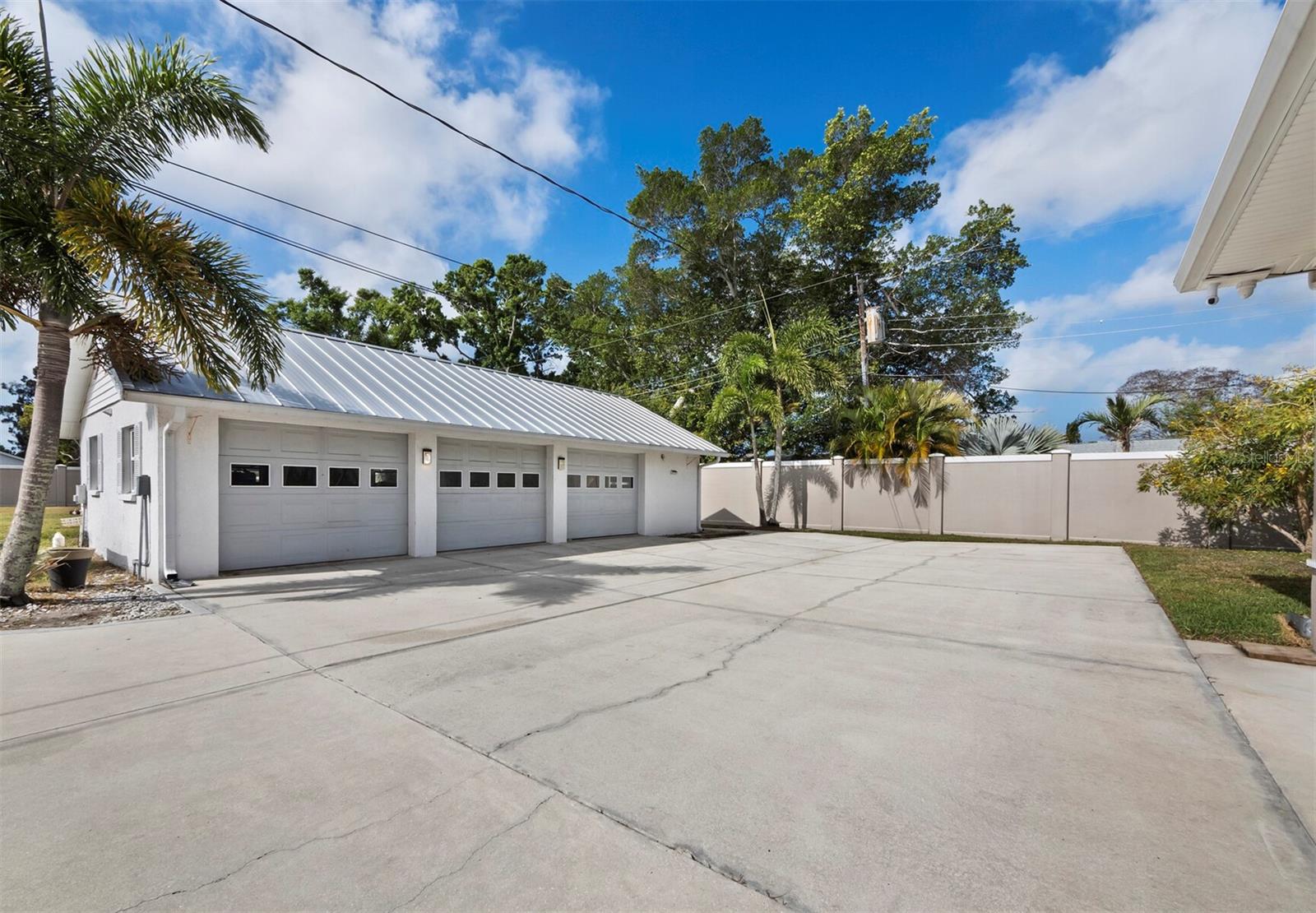 5618 BRITANNIA DR, SARASOTA, FL, 34231