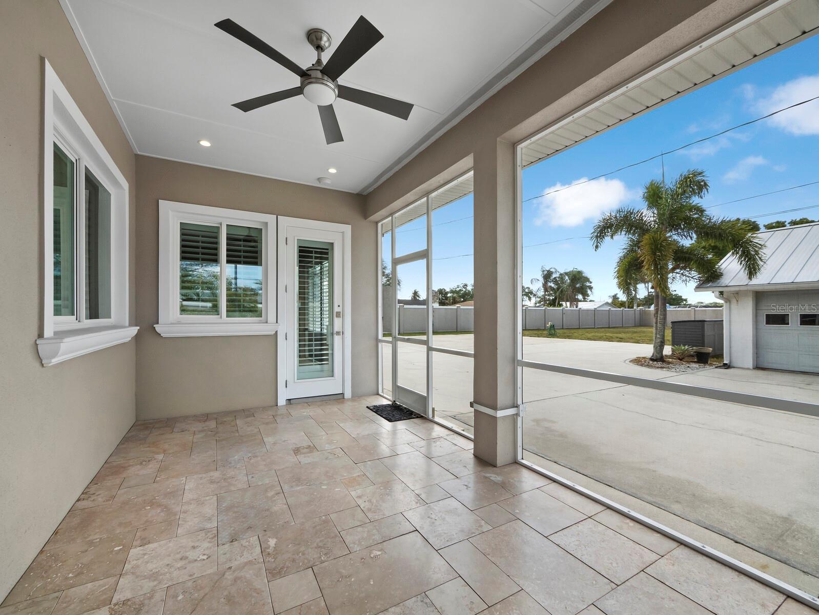 5618 BRITANNIA DR, SARASOTA, FL, 34231