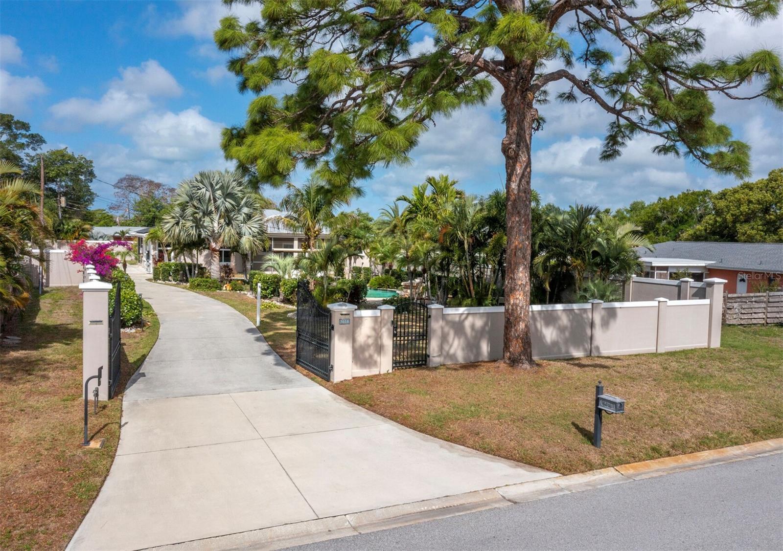 5618 BRITANNIA DR, SARASOTA, FL, 34231
