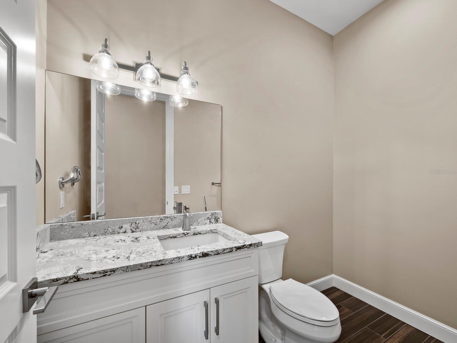 5618 BRITANNIA DR, SARASOTA, FL, 34231