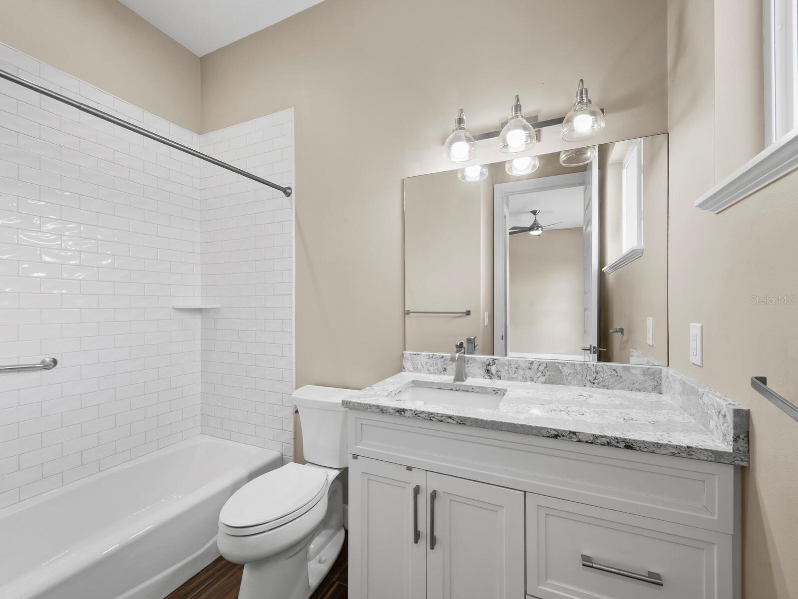 5618 BRITANNIA DR, SARASOTA, FL, 34231