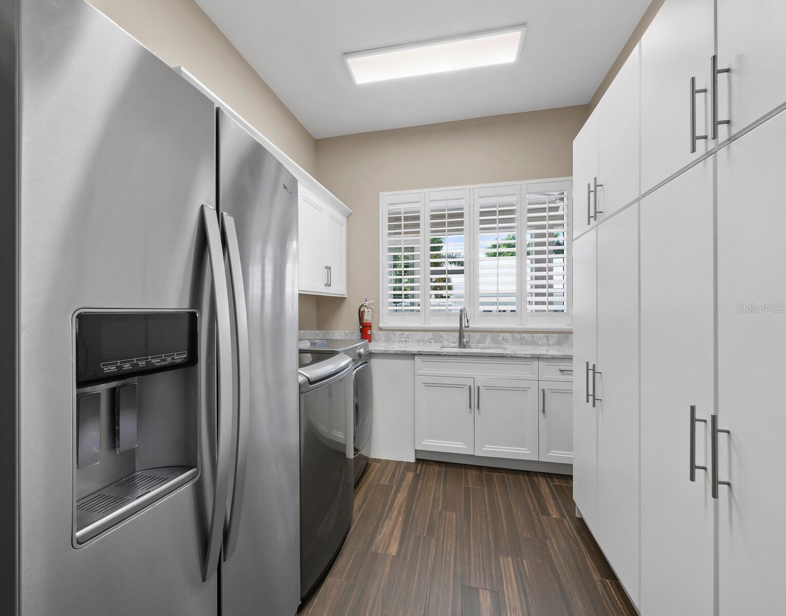 5618 BRITANNIA DR, SARASOTA, FL, 34231