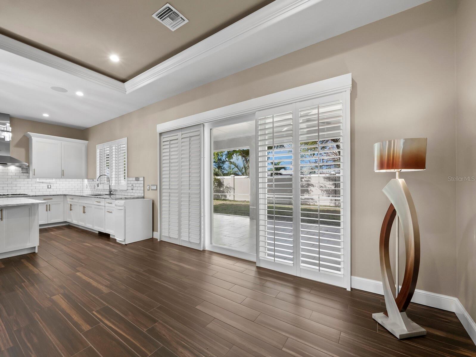 5618 BRITANNIA DR, SARASOTA, FL, 34231