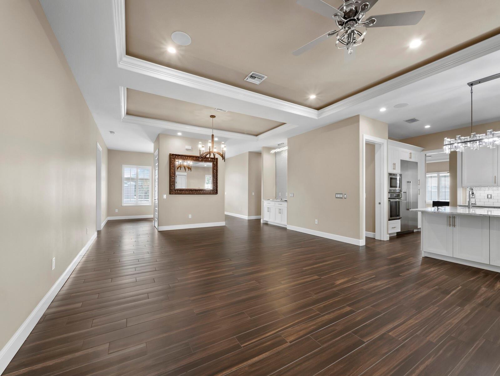 5618 BRITANNIA DR, SARASOTA, FL, 34231