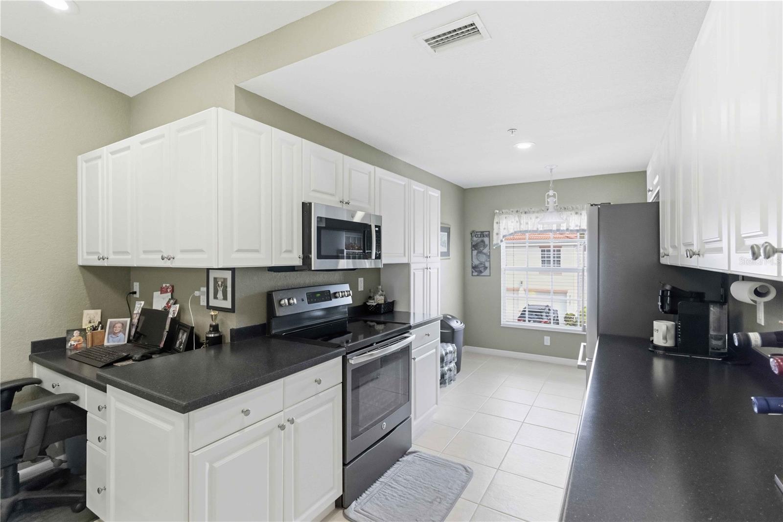 7532 MARSH ORCHID CIR #201, BRADENTON, FL, 34203