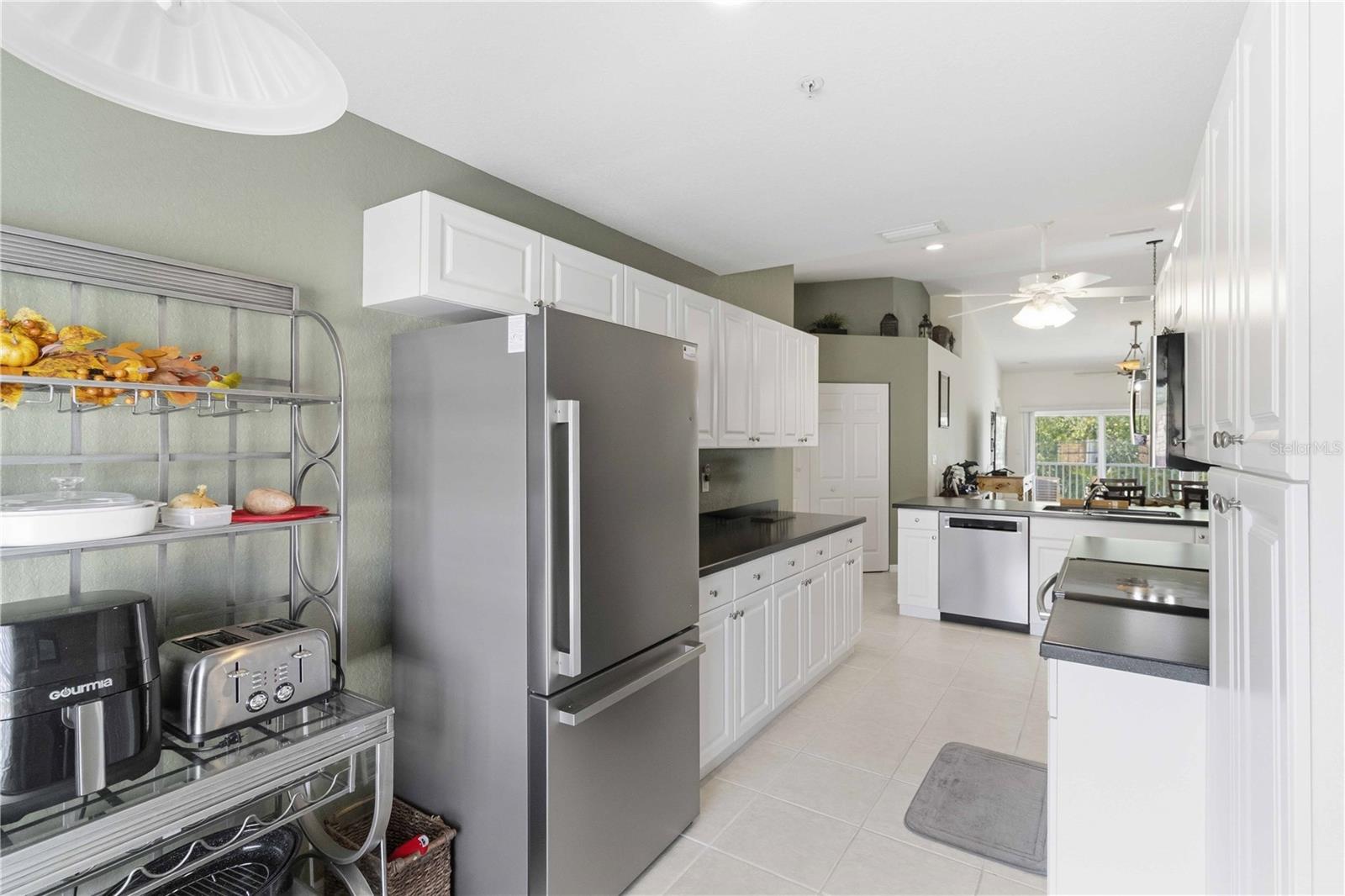 7532 MARSH ORCHID CIR #201, BRADENTON, FL, 34203