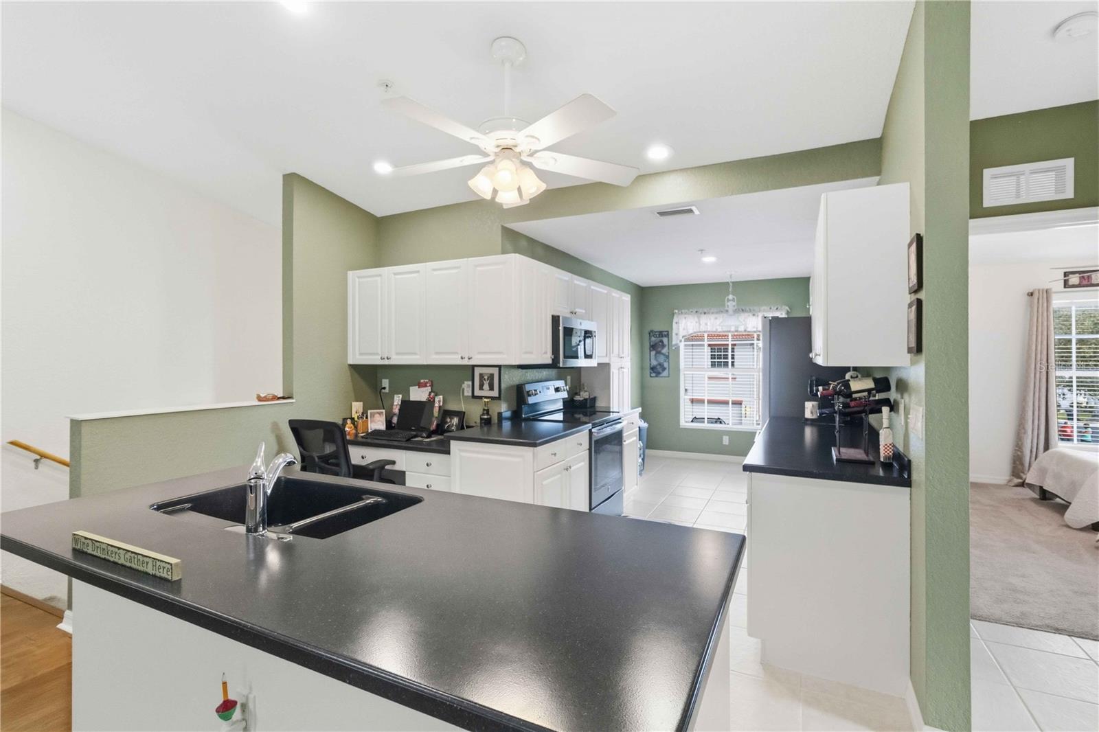 7532 MARSH ORCHID CIR #201, BRADENTON, FL, 34203