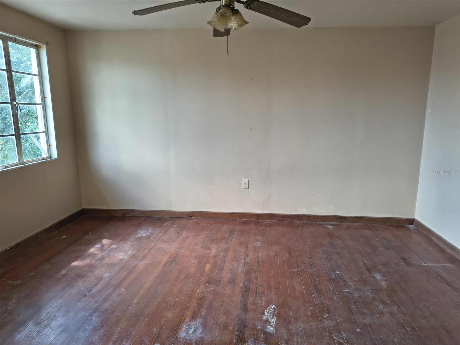 15 LAKE HOWARD DR NW, WINTER HAVEN, FL, 33880