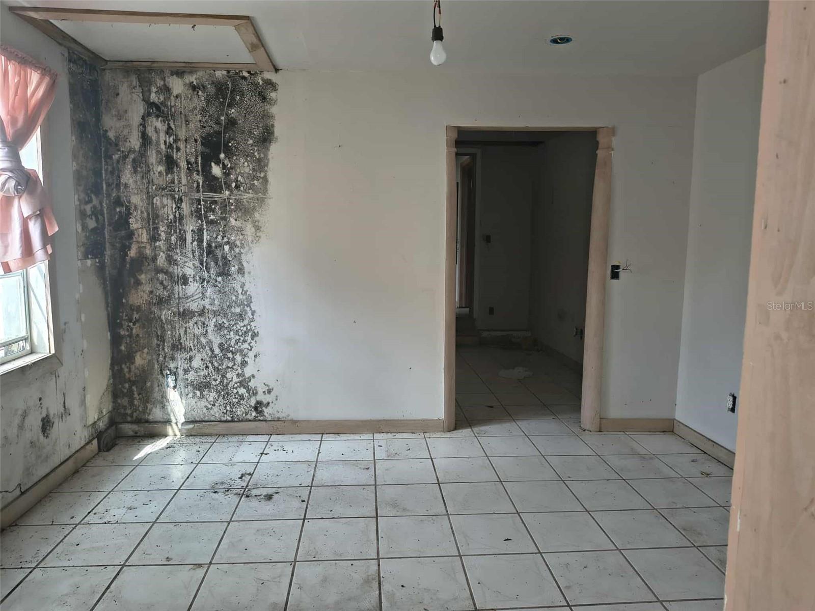 15 LAKE HOWARD DR NW, WINTER HAVEN, FL, 33880