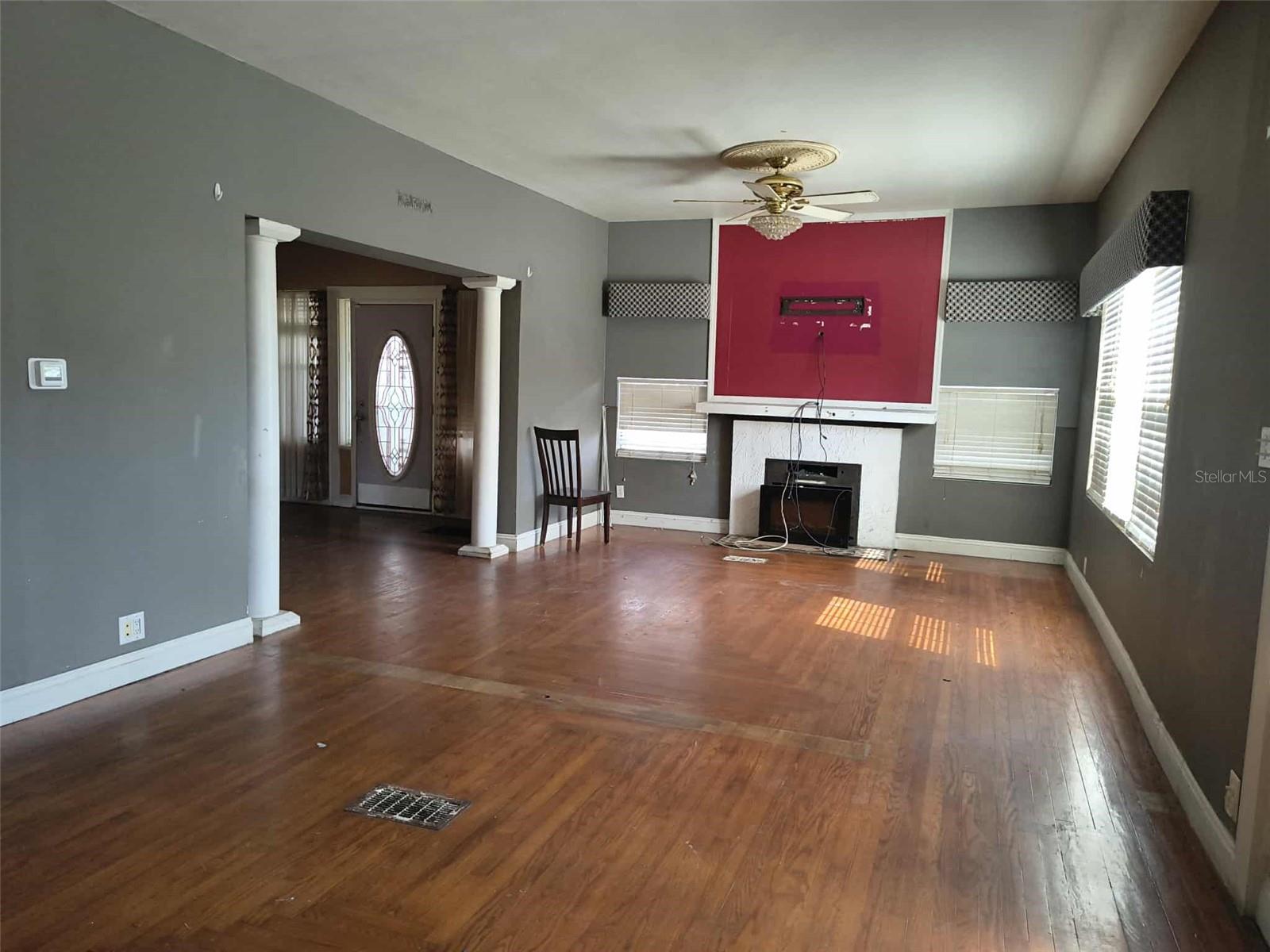 15 LAKE HOWARD DR NW, WINTER HAVEN, FL, 33880