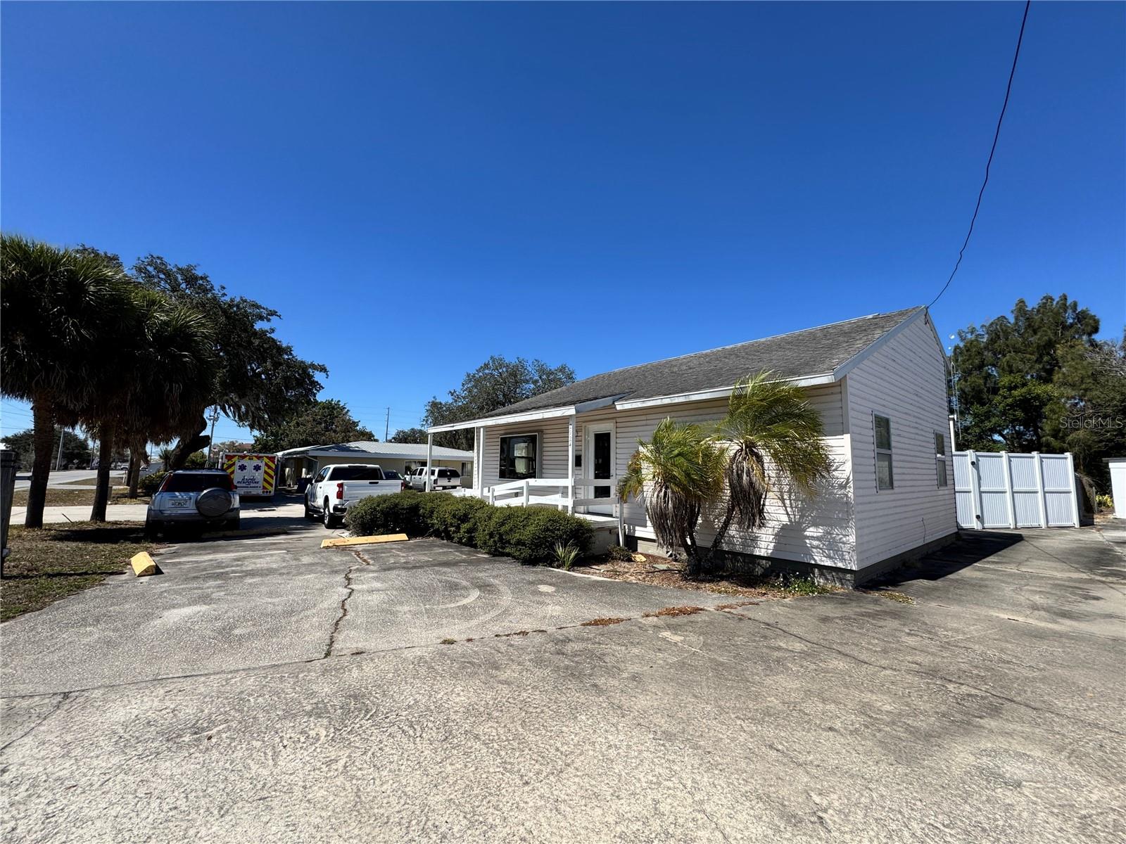 2924 KENILWORTH BLVD, SEBRING, FL, 33870